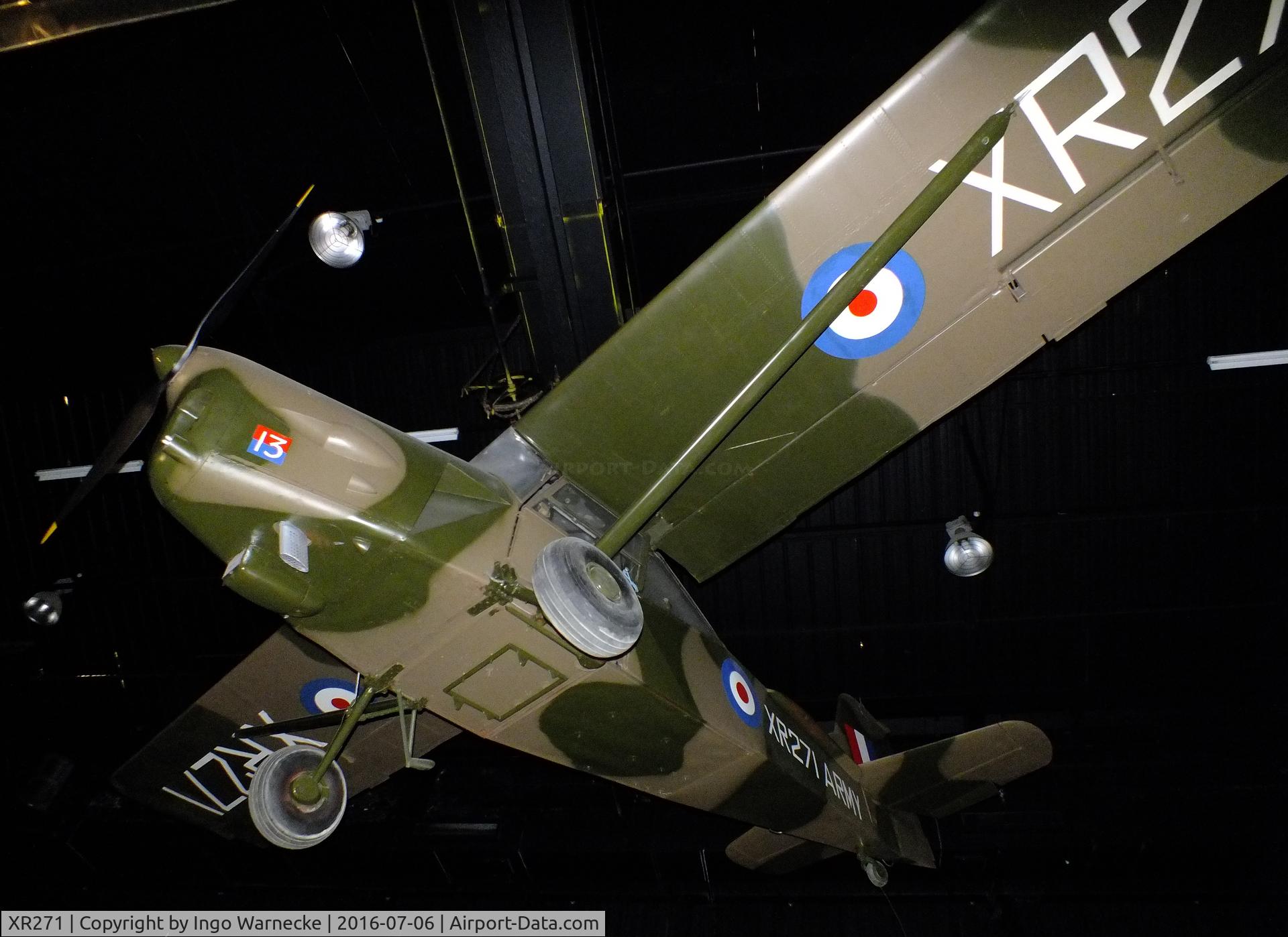 XR271, 1962 Auster AOP.9 C/N B5/10/188, Auster AOP9 at the Royal Artillery Museum, Woolwich