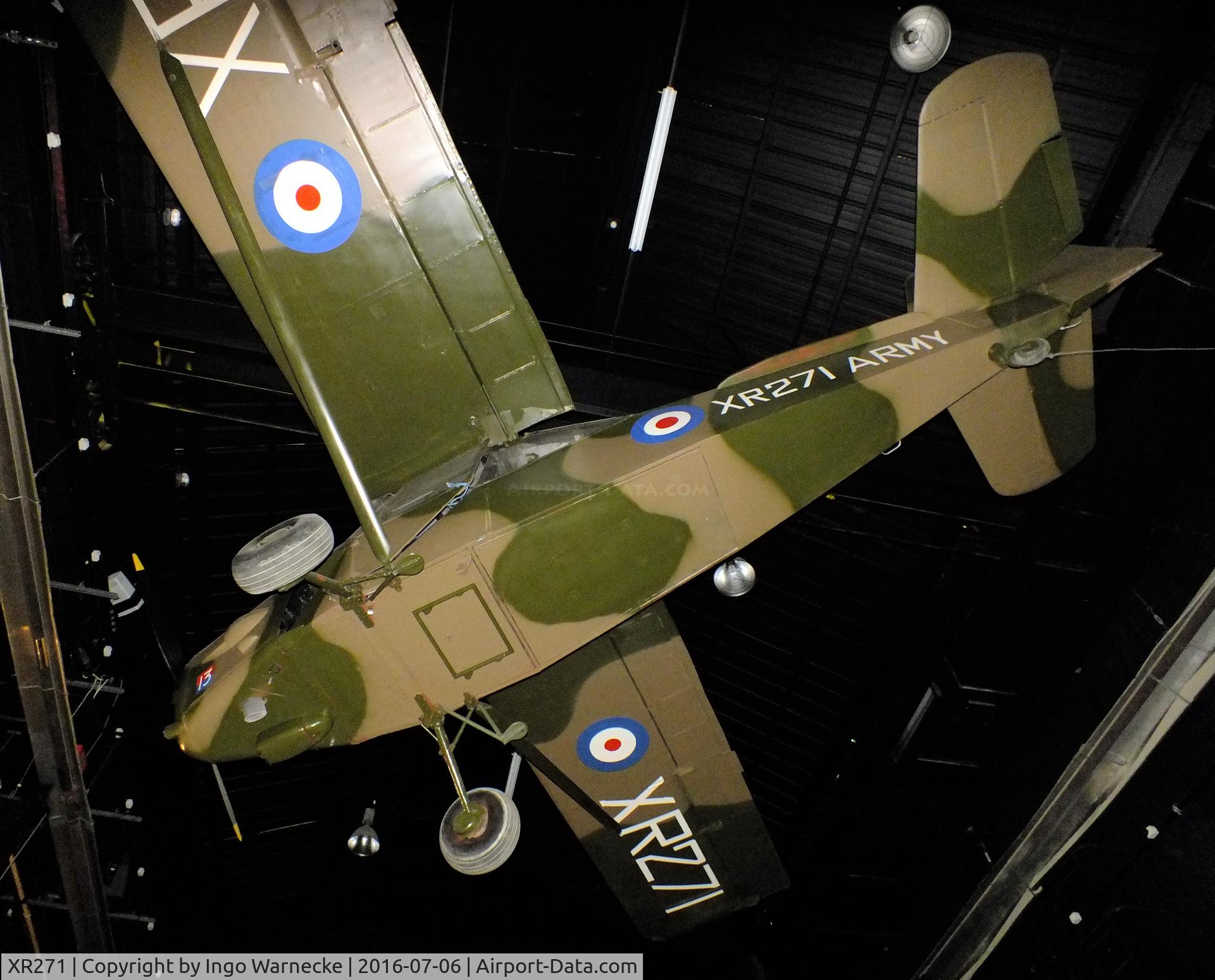 XR271, 1962 Auster AOP.9 C/N B5/10/188, Auster AOP9 at the Royal Artillery Museum, Woolwich