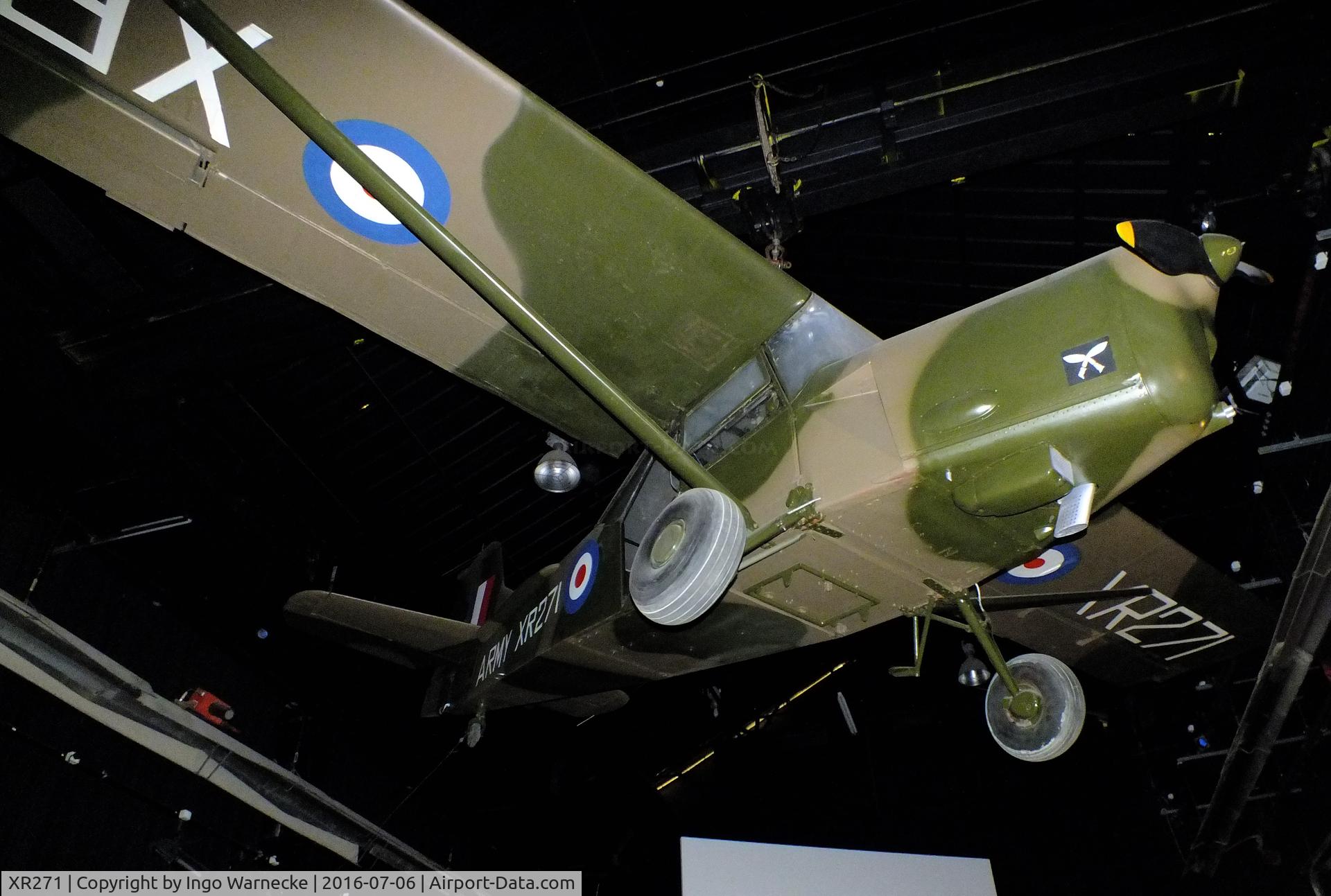 XR271, 1962 Auster AOP.9 C/N B5/10/188, Auster AOP9 at the Royal Artillery Museum, Woolwich