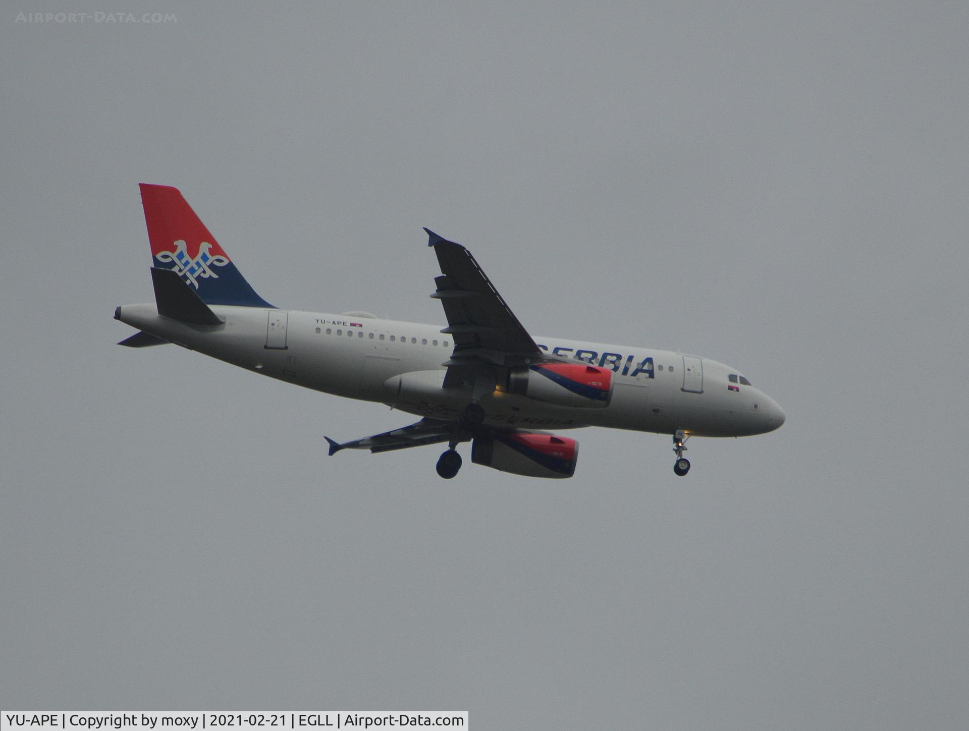 YU-APE, 2007 Airbus A319-132 C/N 3252, Airbus A319-132 on finals to 9R London Heathrow.