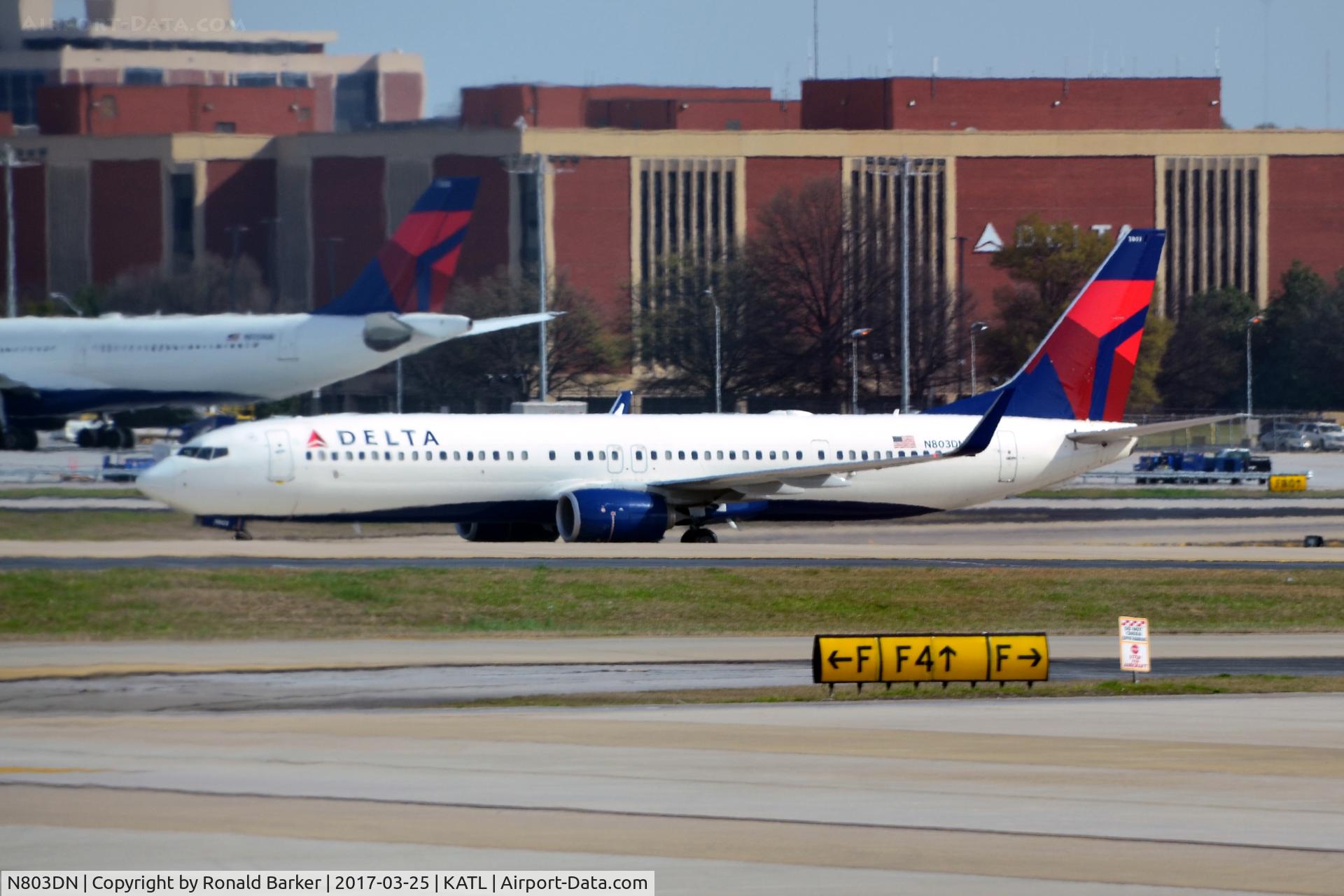 N803DN, 2013 Boeing 737-932/ER C/N 31919, Taxi to park Atlanta