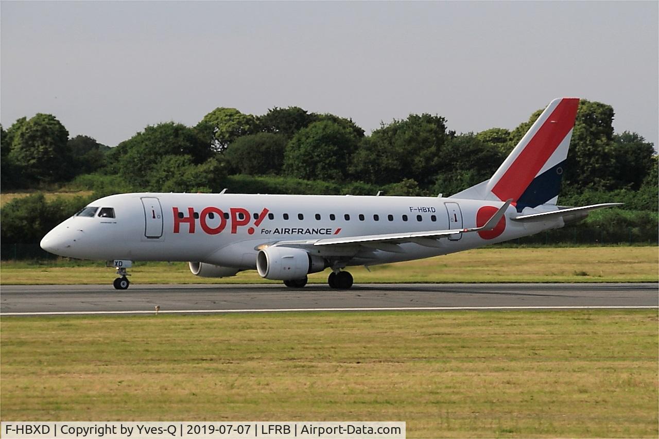 F-HBXD, 2009 Embraer 170ST (ERJ-170-100ST) C/N 17000281, Embraer 170ST, Taxiing rwy 07R, Brest-Bretagne airport (LFRB-BES)
