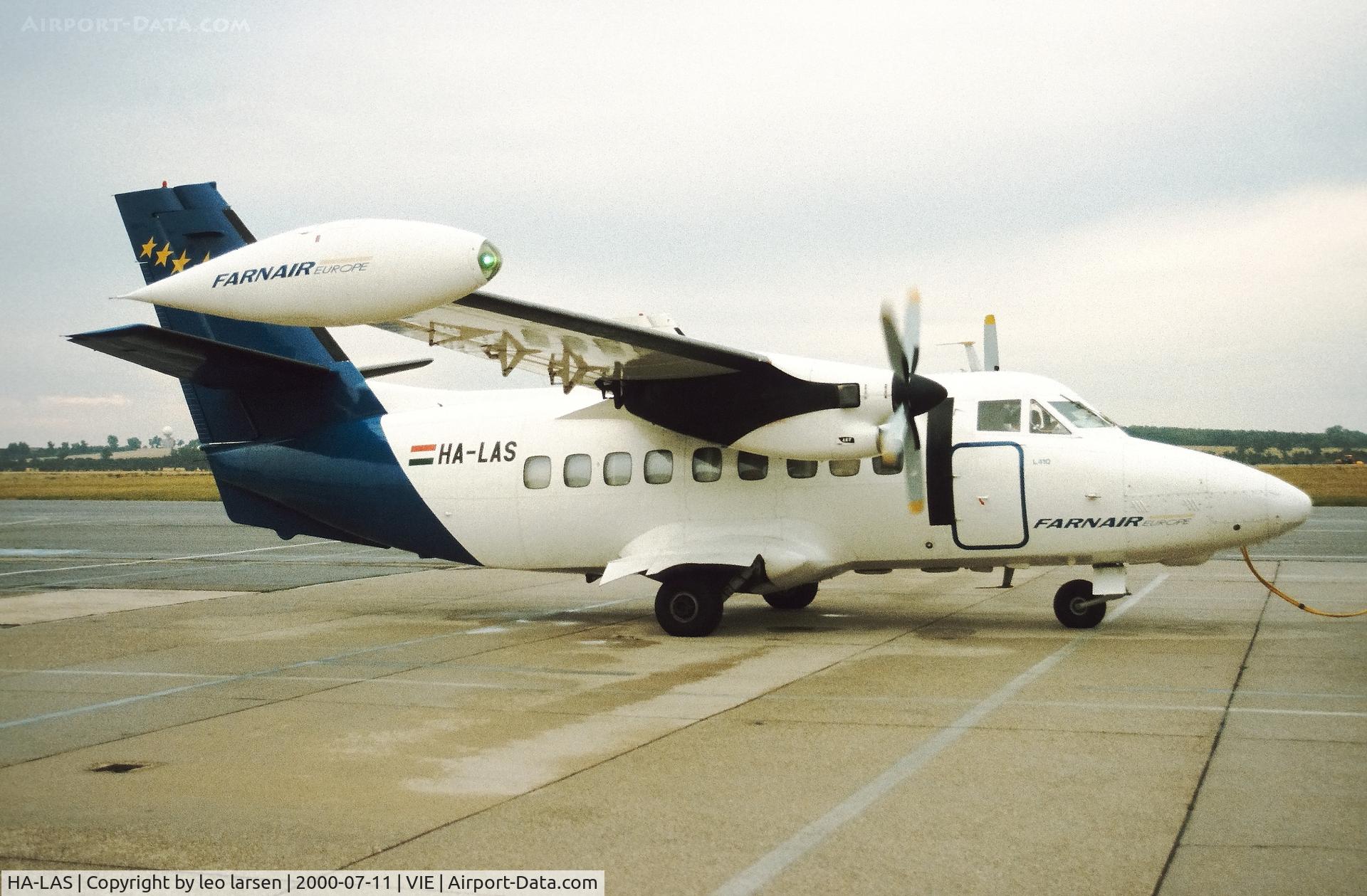 HA-LAS, 1987 Let L-410UVP-E4 Turbolet C/N 871924, Vienna 11.7.2000