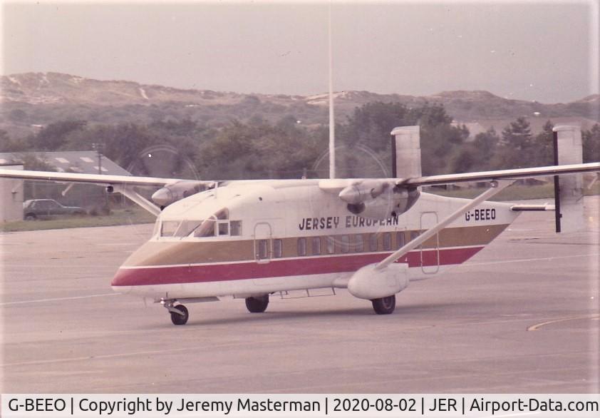 G-BEEO, 1976 Short 330-100 C/N SH.3006, Jersey European Airways first SD330 is seen here still in the colours of its previous owner Time Air