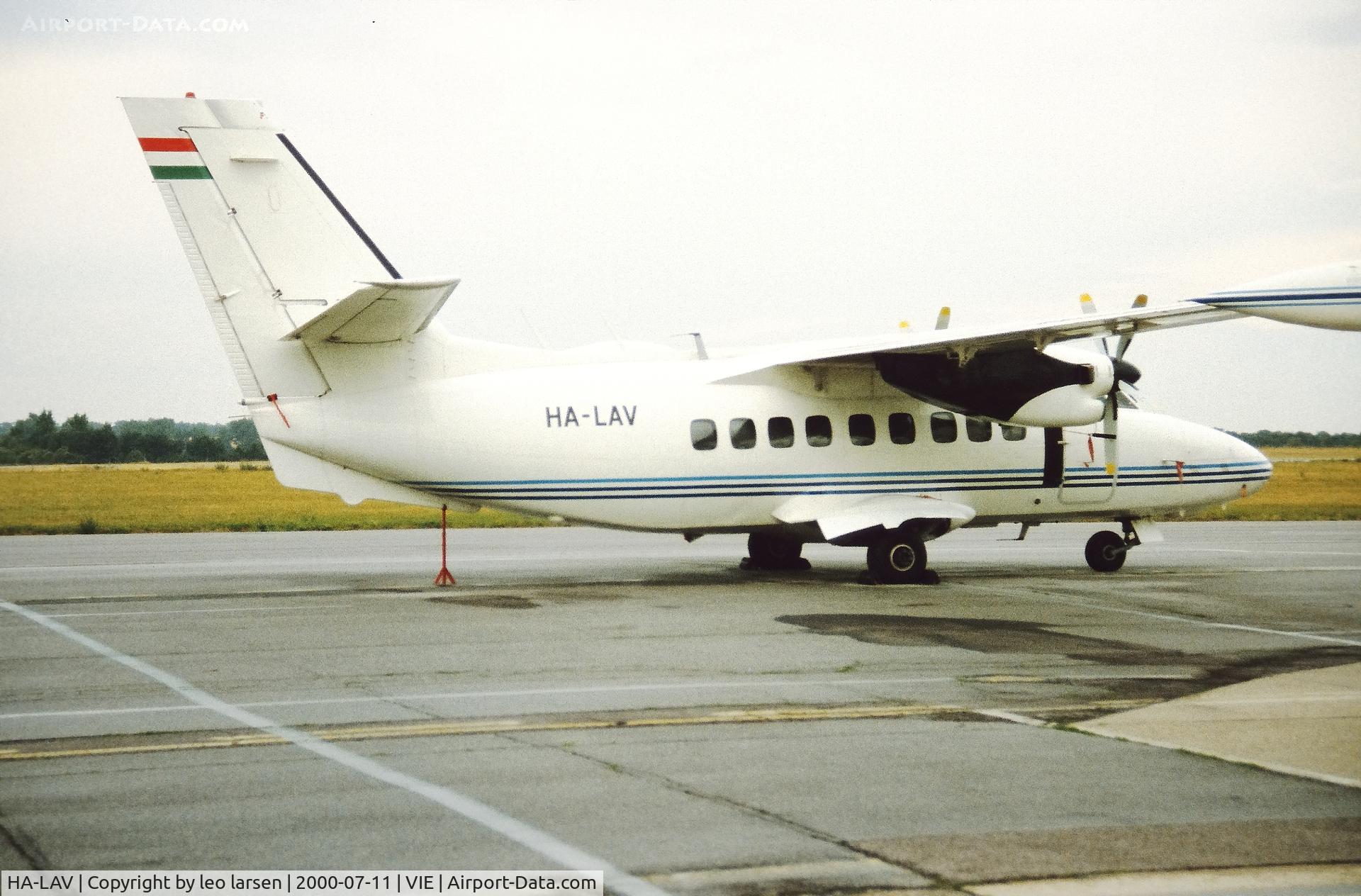 HA-LAV, 1989 Let L-410A Turbolet C/N 892215, Vienna 11.7.2000