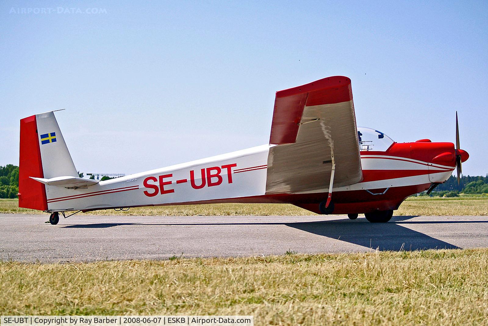 SE-UBT, 1972 Scheibe SF-25C Falke 1700 C/N 4214, SE-UBT   Scheibe SF-25C Falke 1700 [4214] Stockholm-Barkarby~SE 07/06/2008