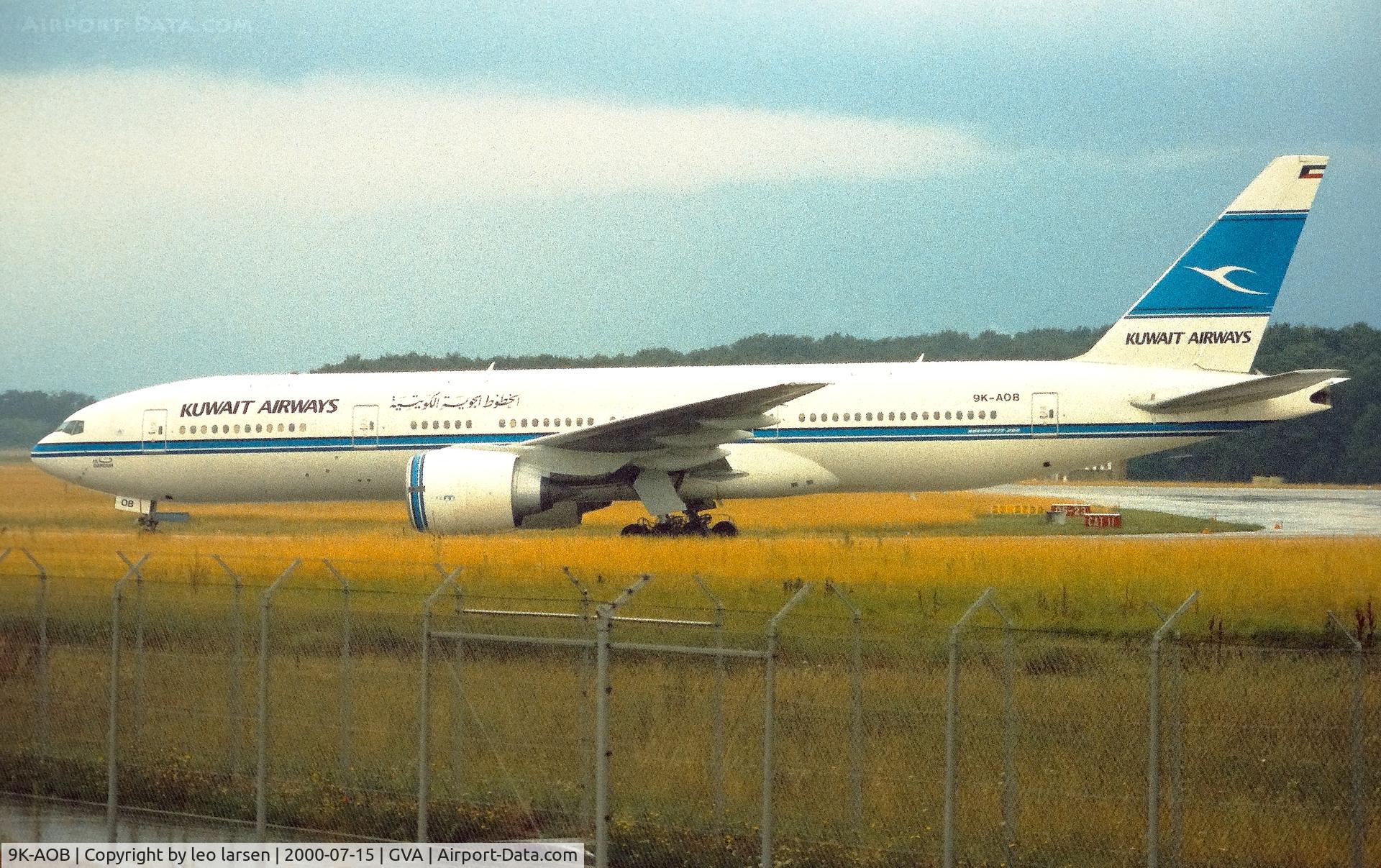 9K-AOB, 1998 Boeing 777-269/ER C/N 28744, Geneva 15.7.2000