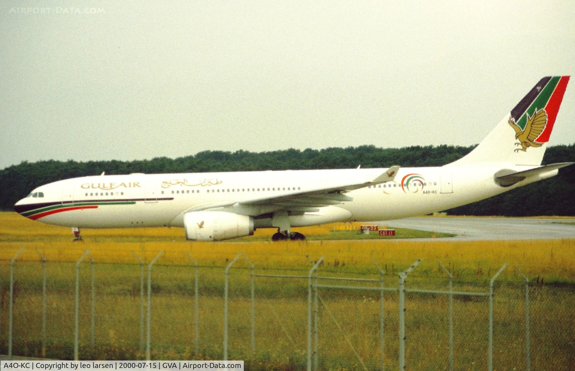 A4O-KC, 1999 Airbus A330-243 C/N 286, Geneva 15.7.2000