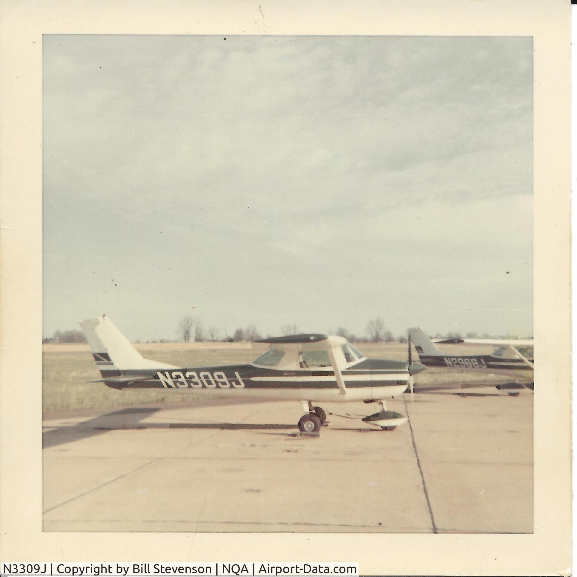 N3309J, 1967 Cessna 150G C/N 15066009, The aircraft I soloed in at the Navy flying club in Millington TN back in 1967.