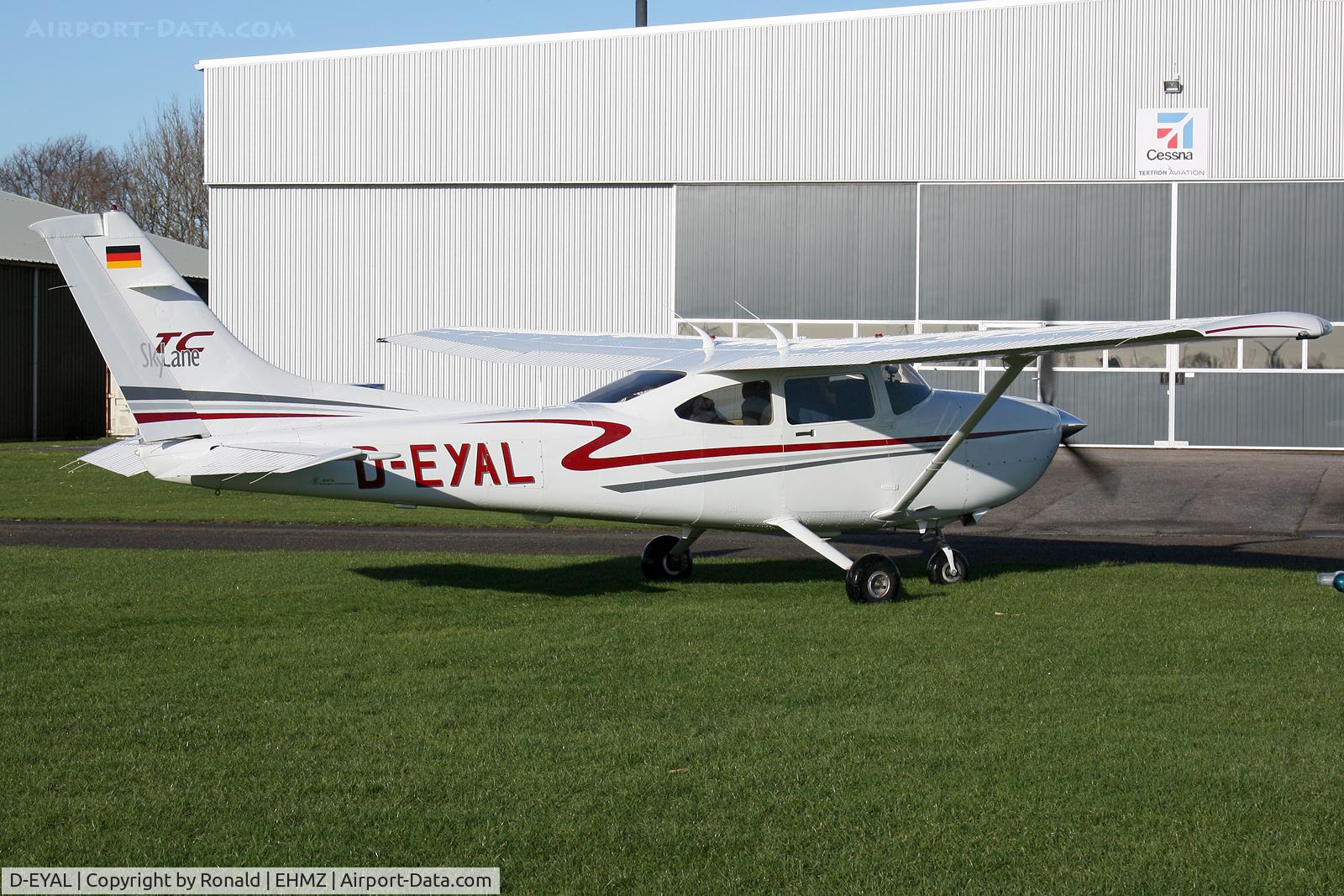 D-EYAL, 2001 Cessna T182T Turbo Skylane C/N T18208095, at ehmz