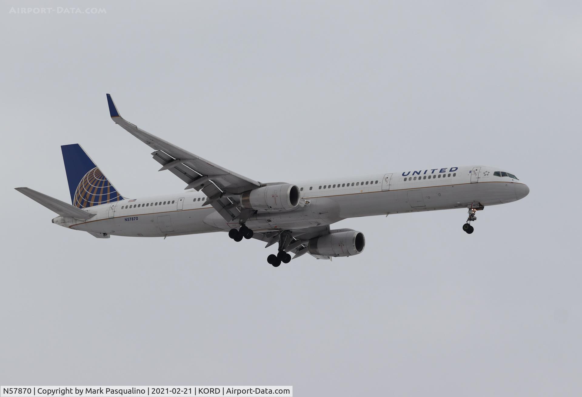 N57870, 2003 Boeing 757-33N C/N 33525, Boeing 757-33N