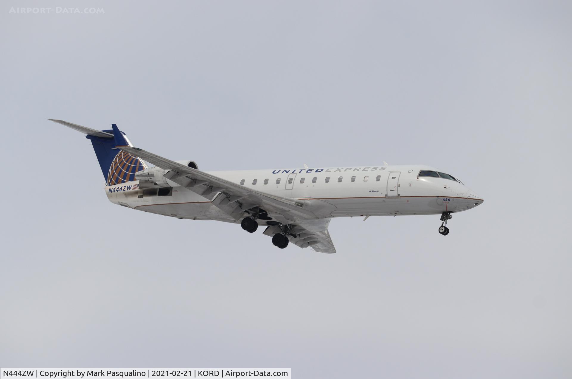 N444ZW, 2003 Canadair CRJ-200LR (CL-600-2B19) C/N 7788, CL-600-2C10