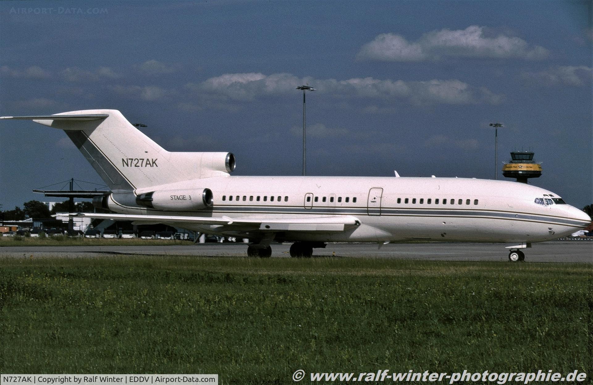 N727AK, 1966 Boeing 727-51 C/N 19123, Boeing 727-51 - Private - 19123 - N727AK - 2003 - HAJ