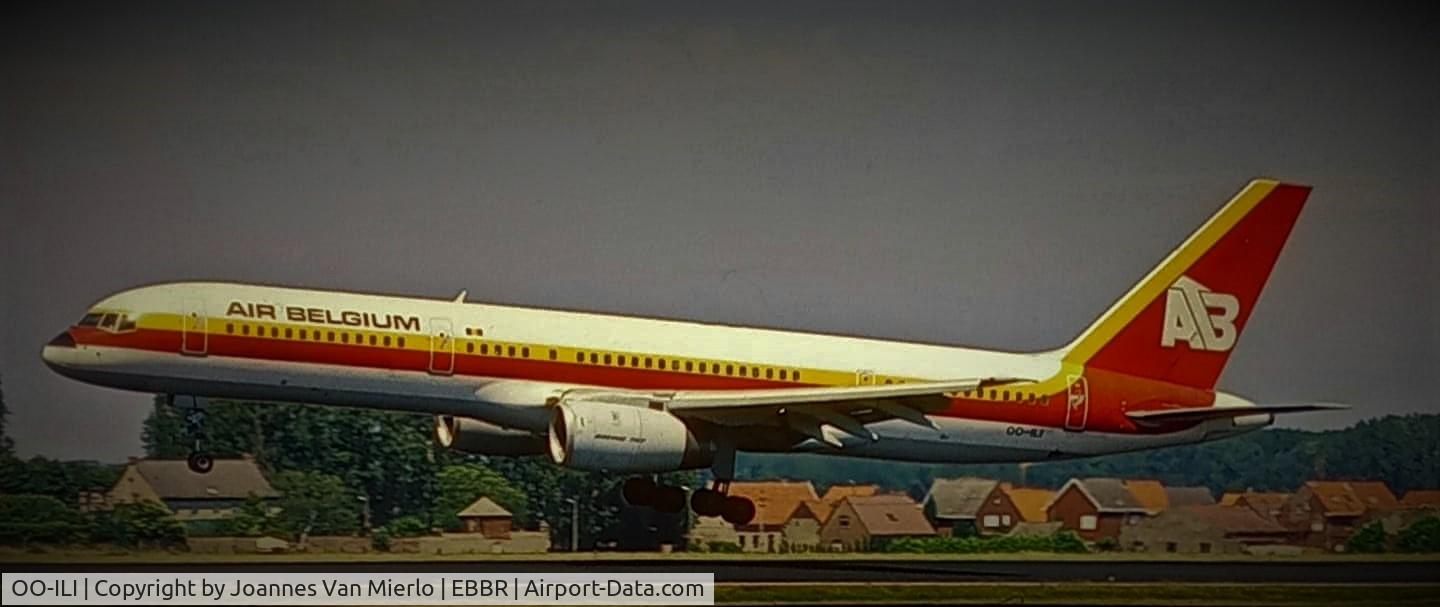 OO-ILI, 1989 Boeing 757-23A C/N 24528, Landing at Brussels 25L scan from slide '90s