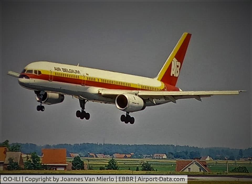 OO-ILI, 1989 Boeing 757-23A C/N 24528, Landing at Brussels 25L scan from slide '90s