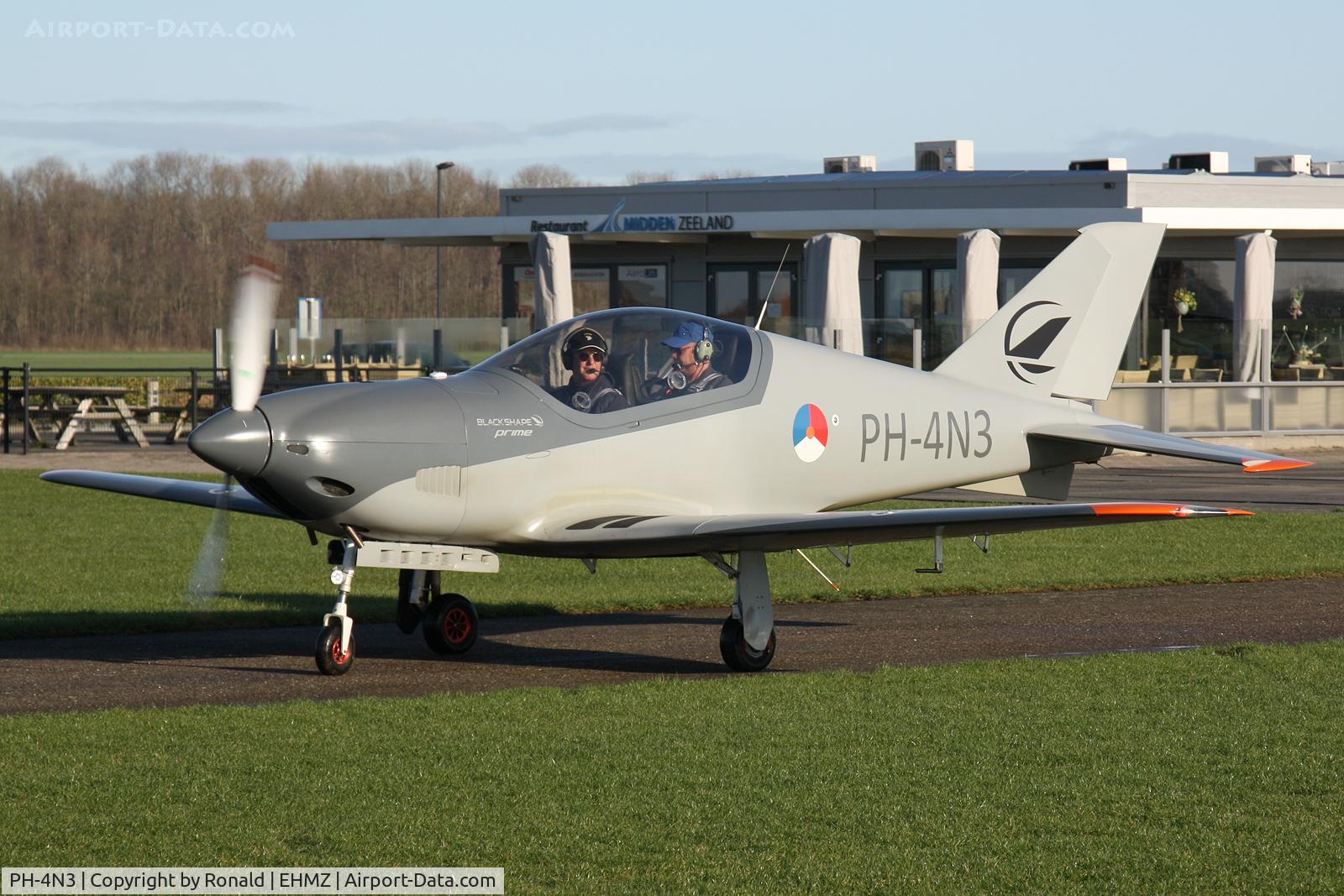 PH-4N3, Blackshape Prime BS100 C/N BPU-030, at ehmz
