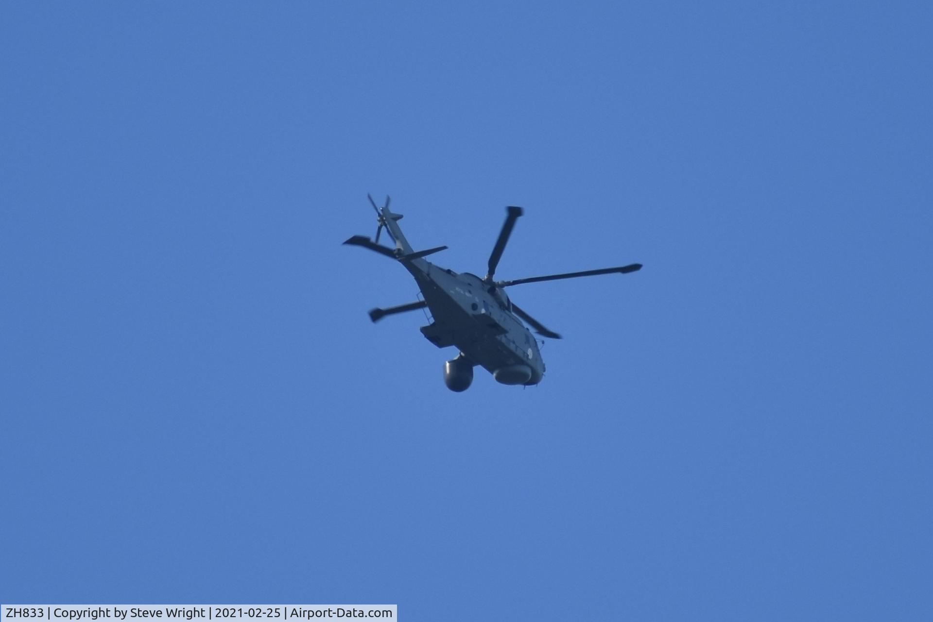 ZH833, 1999 AgustaWestland EH-101 Merlin HM2 C/N 50061/RN13, Merlin ZH833 with AEW Radome deployed over Somerset