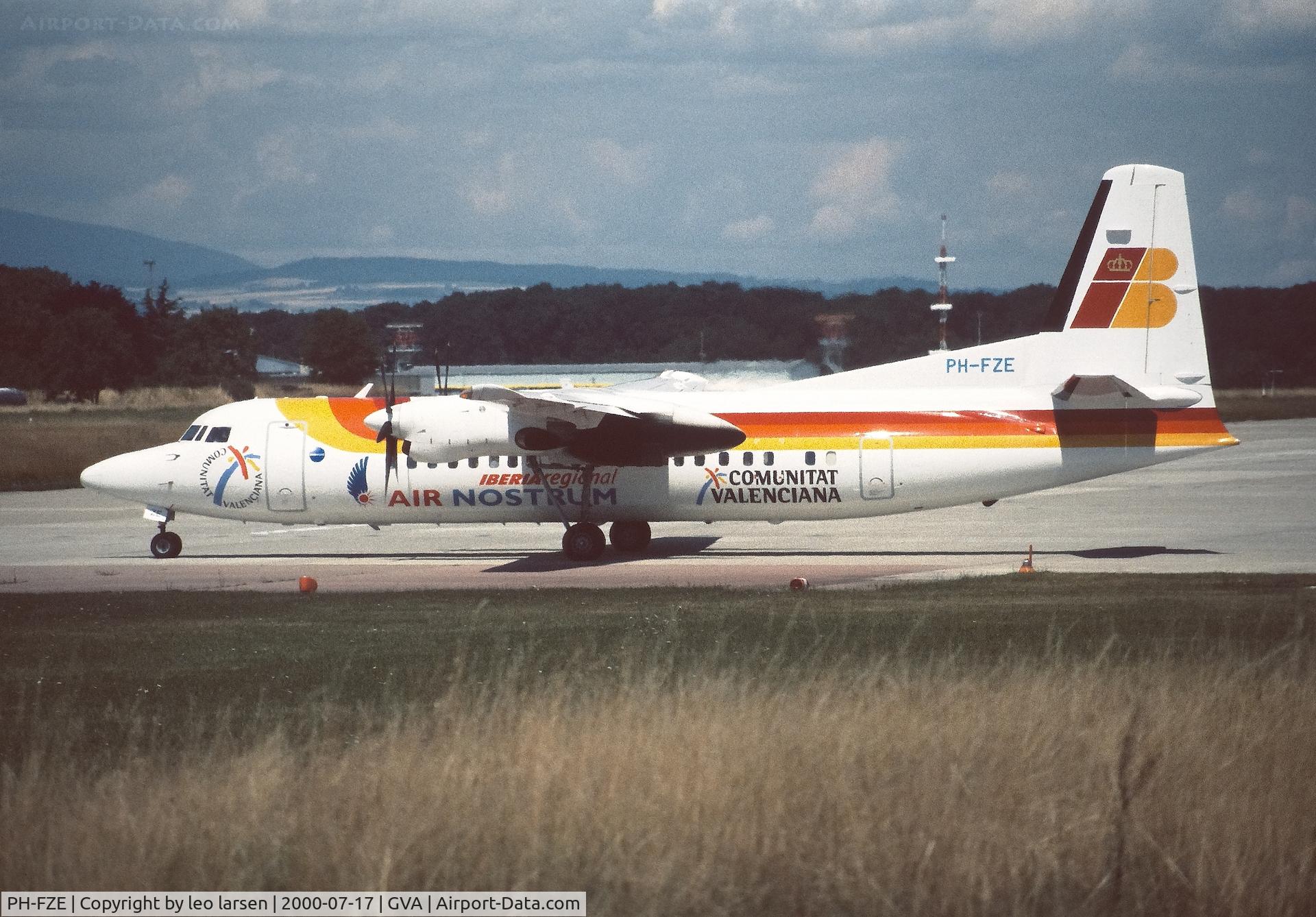 PH-FZE, 1990 Fokker 50 C/N 20182, Geneva 17.7.2000