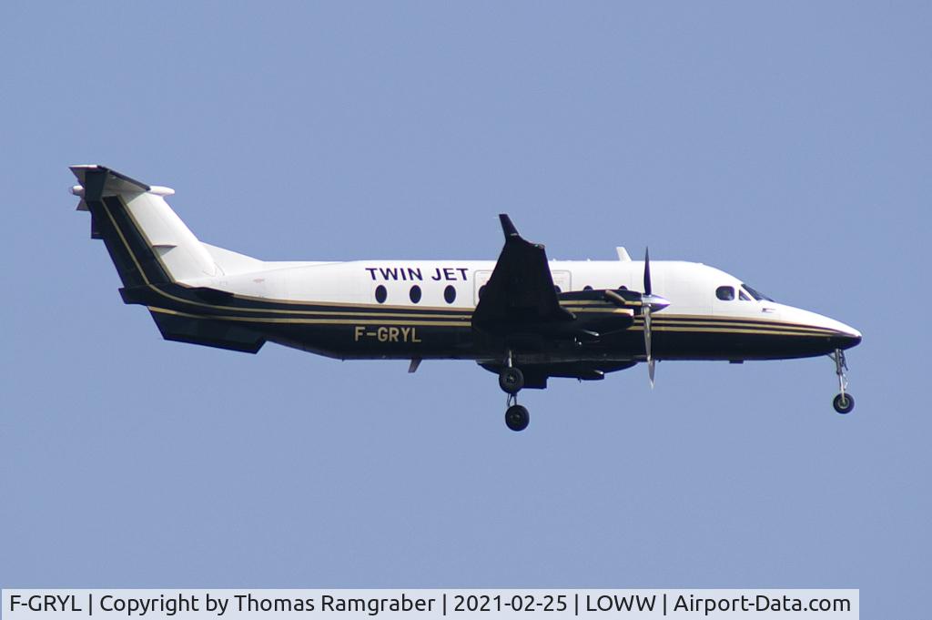 F-GRYL, 1997 Beech 1900D C/N UE-301, Twinjet Beech 1900D