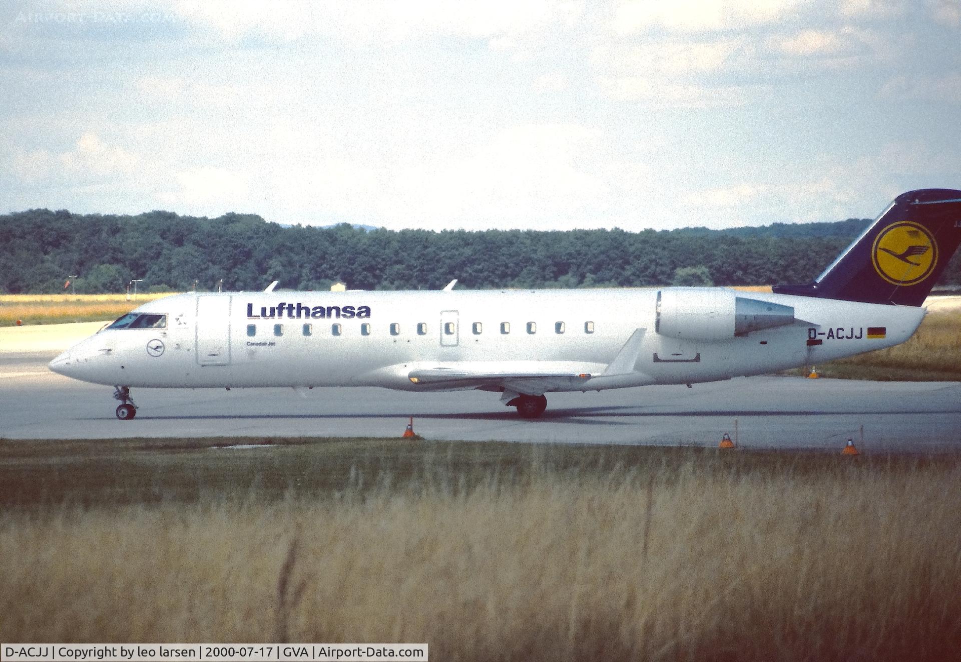 D-ACJJ, 1998 Canadair CRJ-100LR (CL-600-2B19) C/N 7298, Geneva 17.7.2000
