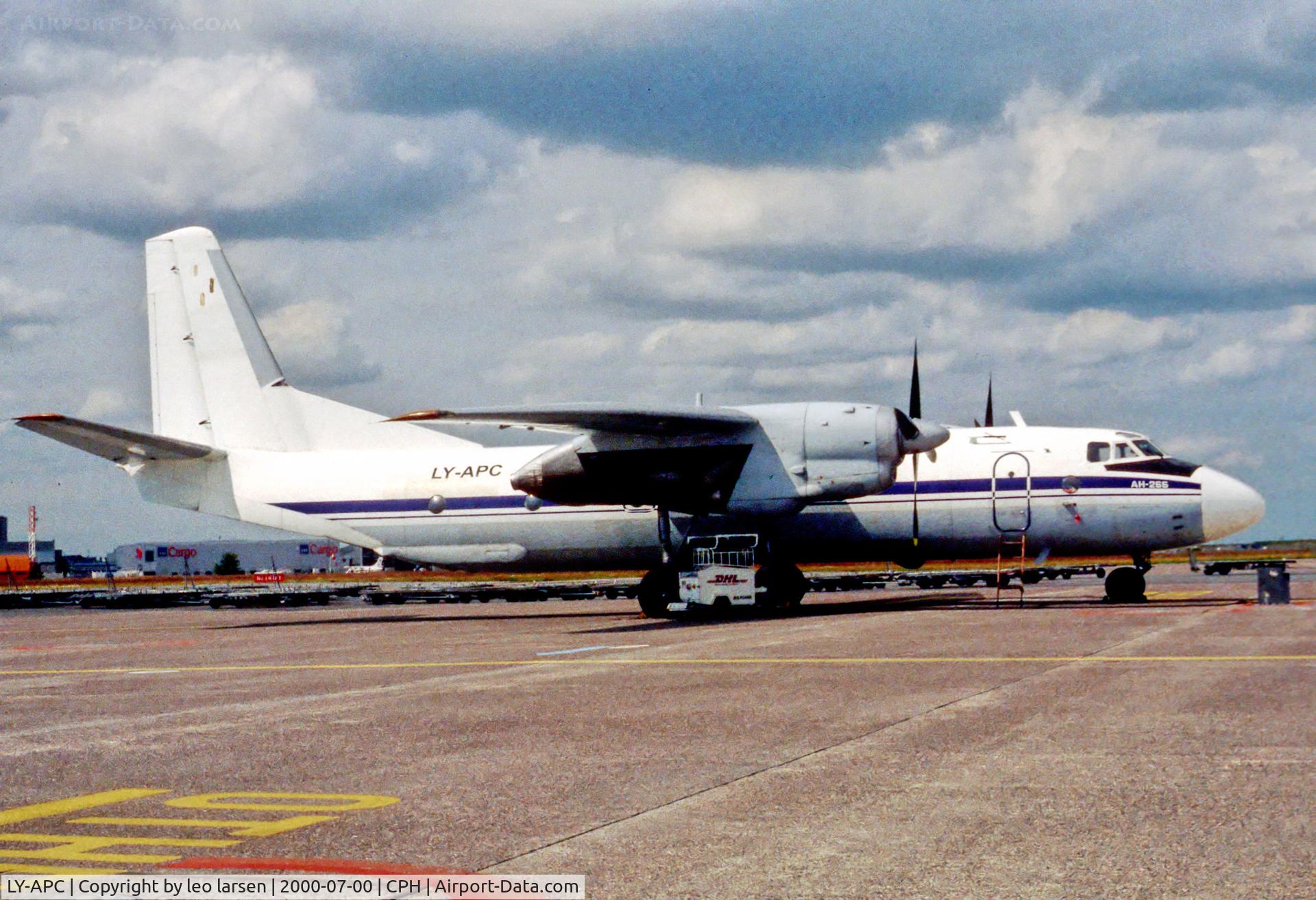 LY-APC, 1981 Antonov AN-26 C/N 111 07, Copenhagen 7.00