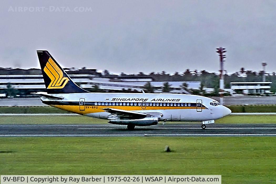 9V-BFD, 1969 Boeing 737-112 C/N 19768, 9V-BFD   Boeing 737-112 [19768] (Singapore Airlines) Singapore-Paya Lebar~9V 26/02/1975