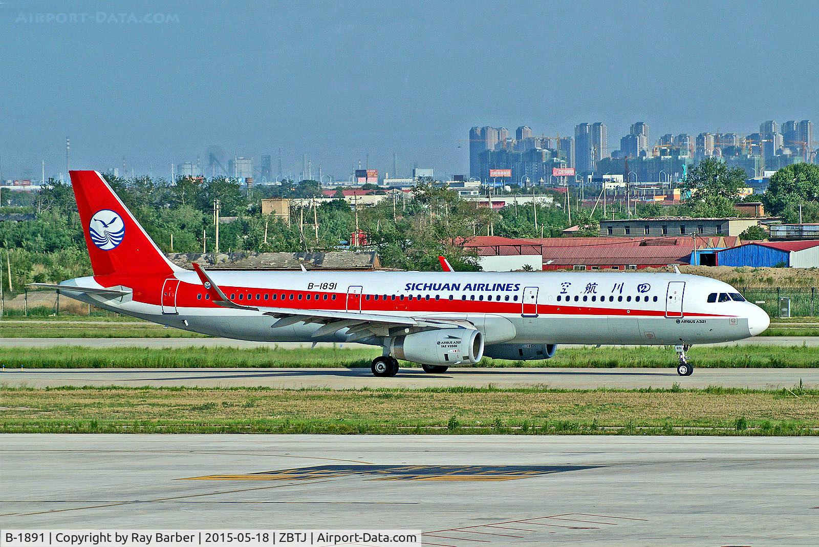B-1891, 2014 Airbus A321-231 C/N 6316, B-1891   Airbus A321-231SL [6316] (Sichuan Airlines) Tianjin-Binhai~B 18/05/2015