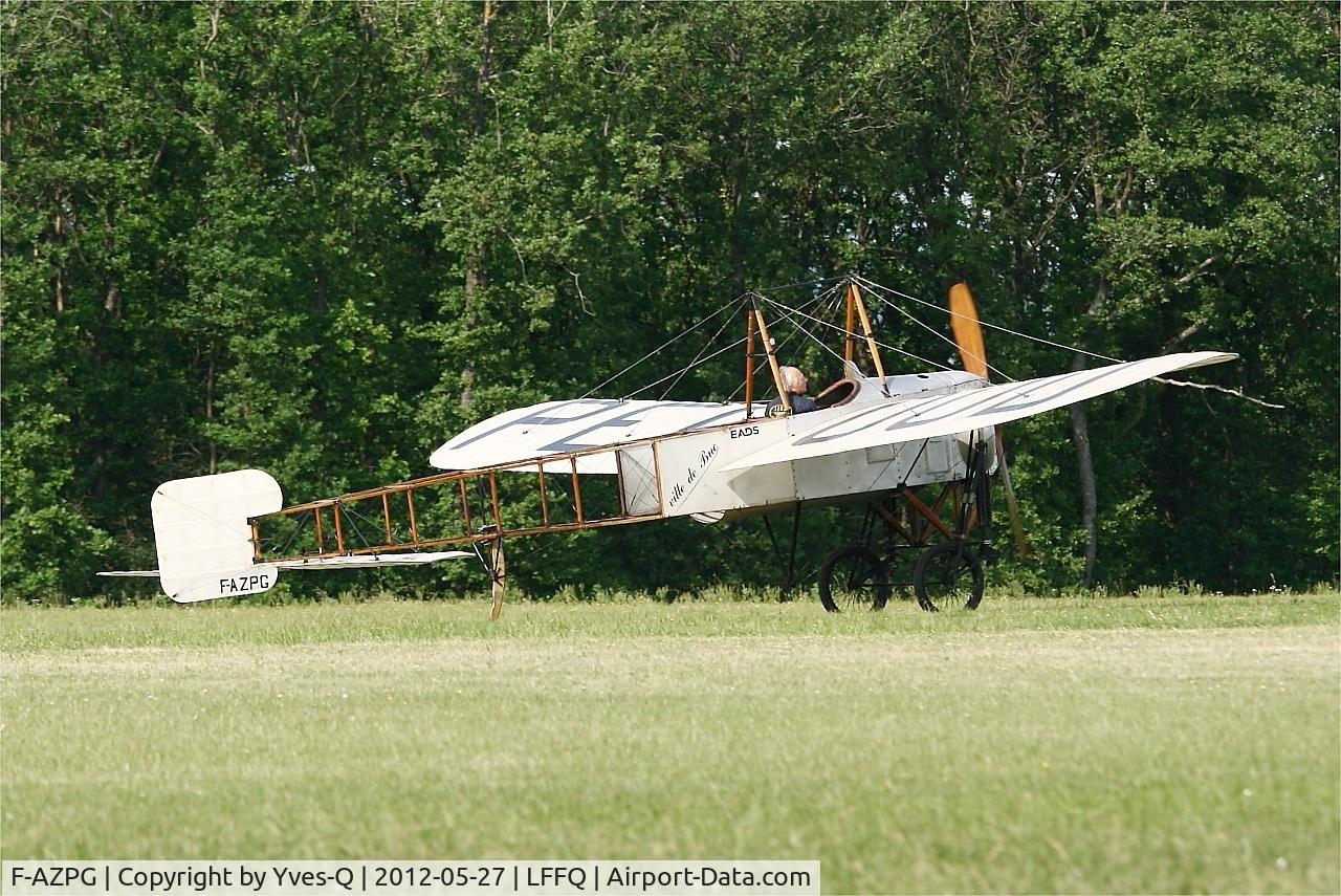 F-AZPG, Bleriot XI-2 Replica C/N SA-29, Blériot XI-2, taxiing, La Ferté Alais Airfield (LFFQ) Air Show 2012