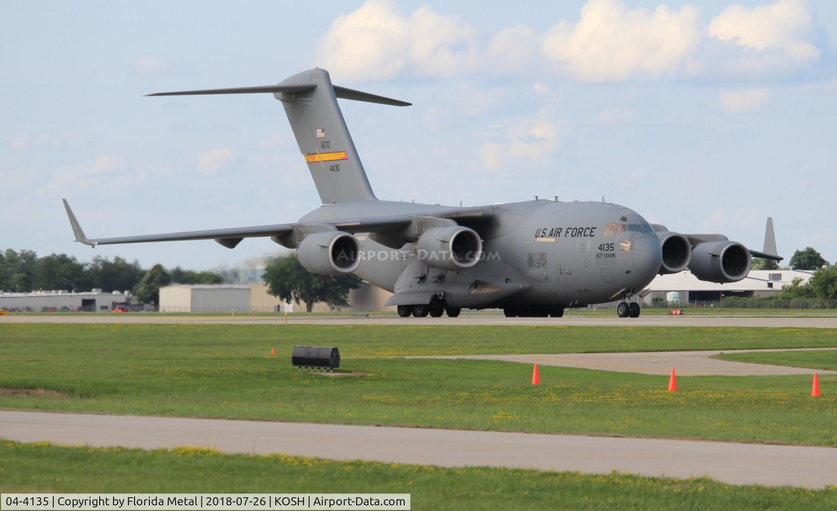 04-4135, 2005 Boeing C-17A Globemaster III C/N P-135, USAF C-17A