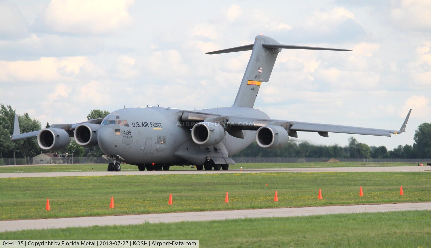 04-4135, 2005 Boeing C-17A Globemaster III C/N P-135, USAF C-17A
