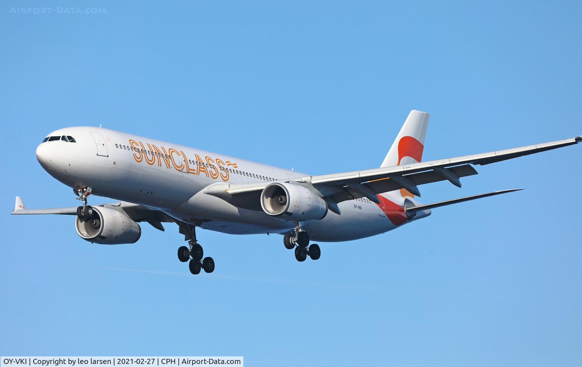OY-VKI, 2000 Airbus A330-343X C/N 357, Copenhagen 27.2.2021 new SunClass c-s