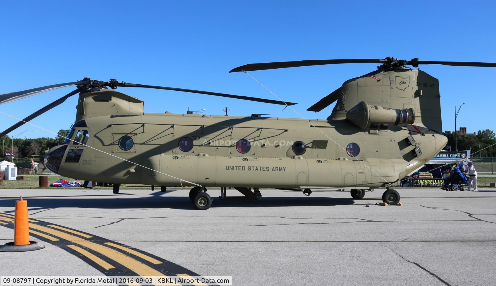 09-08797, 2009 Boeing CH-47F Chinook C/N M8797, US Army CH-47