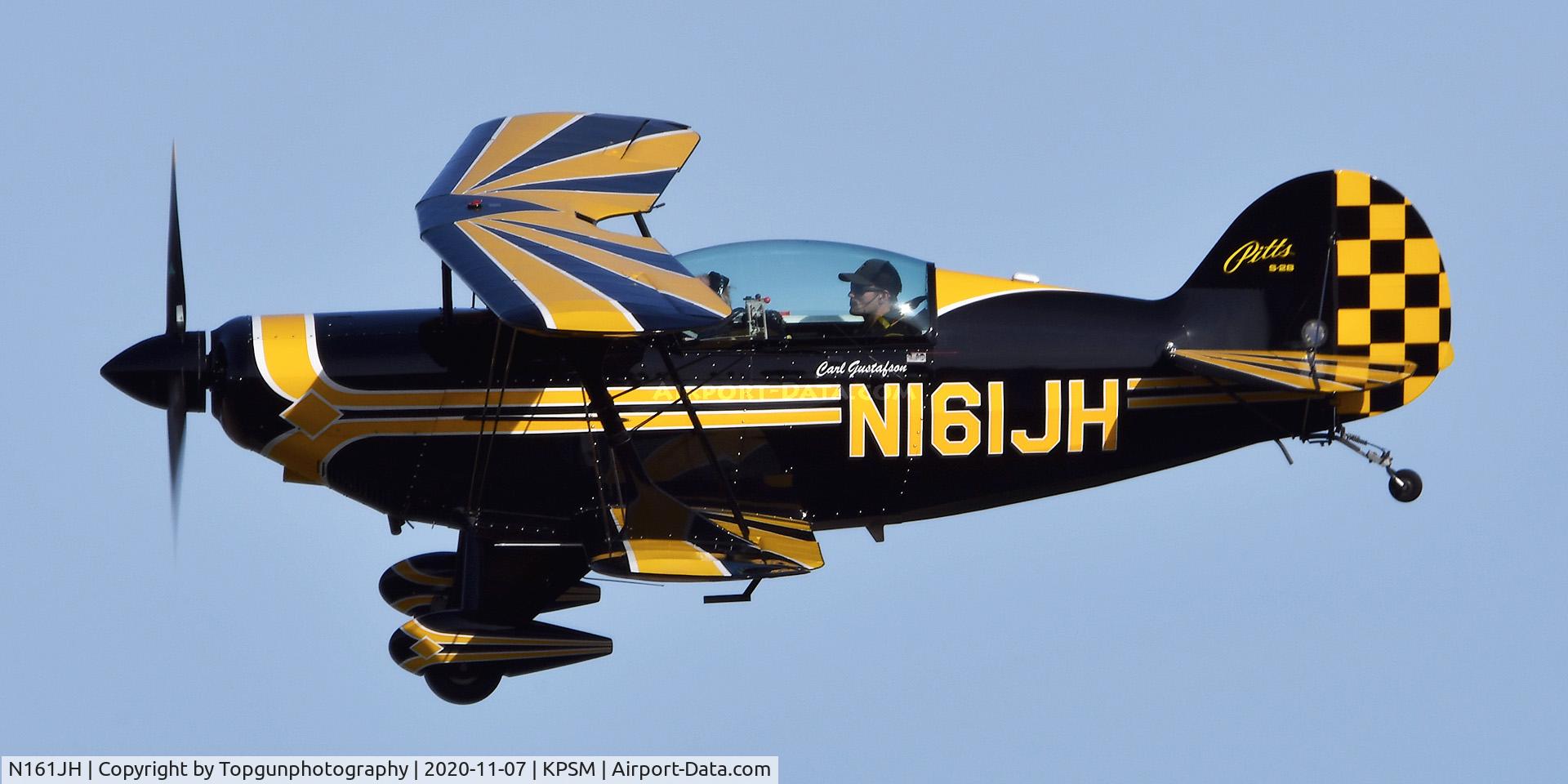 N161JH, 1991 Aviat Pitts S-2B Special C/N 5232, came in to buzz the runway