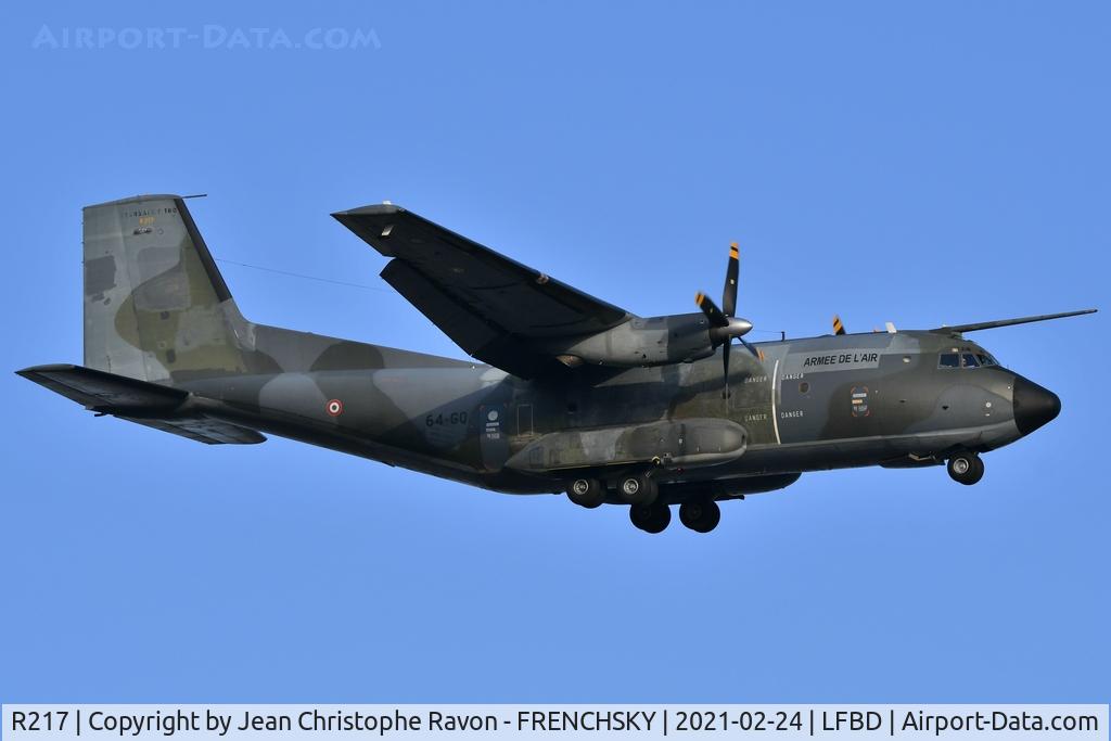 R217, Transall C-160R C/N 220, FRANCE AIR FORCE 64-GQ