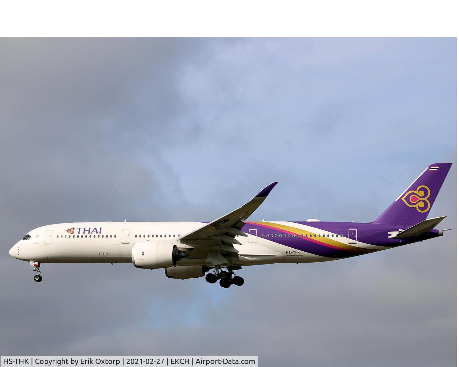 HS-THK, 2018 Airbus A350-941 C/N 0181, HS-THK landing rw 22L