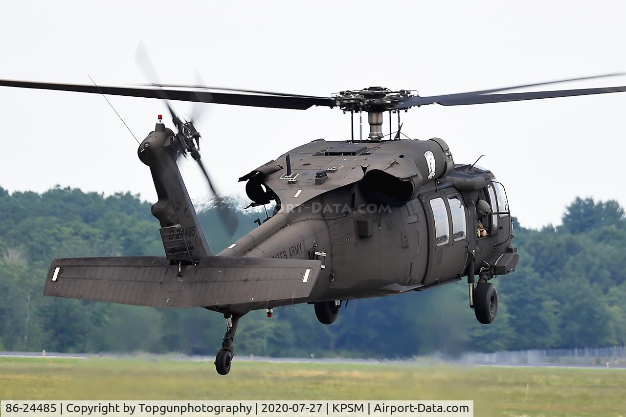 86-24485, 2085 Sikorsky UH-60L Black Hawk C/N 70976, NYARNG Blackhawk comes into Pease