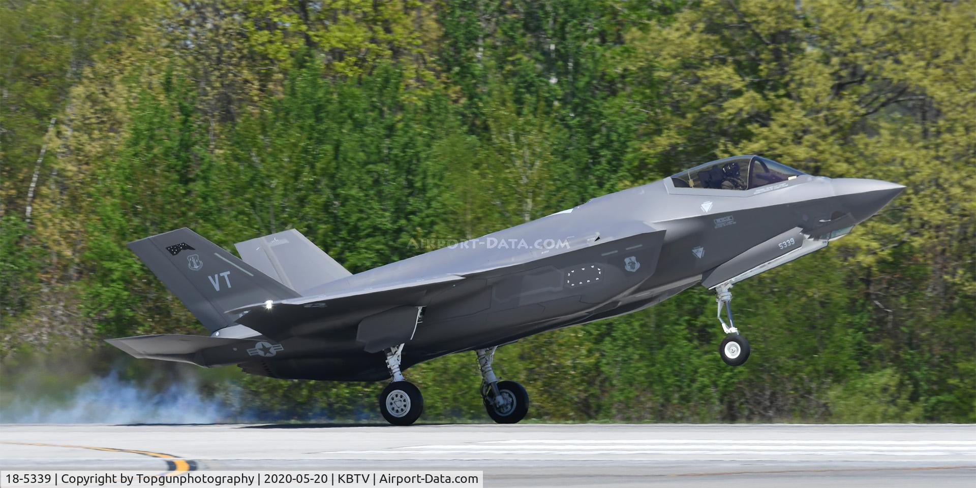 18-5339, 2017 Lockheed Martin F-35A Lightning II C/N AF-230, EASY11, part of the VT Flyover touches down