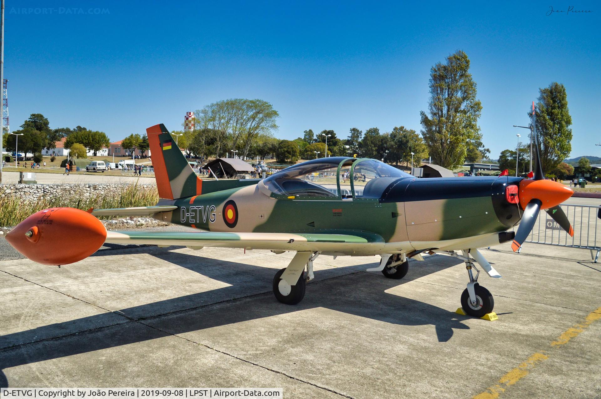 D-ETVG, SIAI-Marchetti SF-260 C/N 575/43-003, This photograph was taken at an event at Base Aerea nº1 in Sintra.
