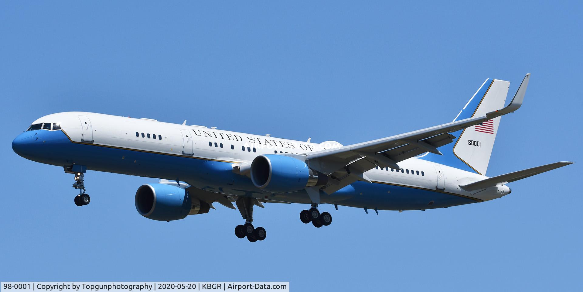 98-0001, 1998 Boeing VC-32A (757-200) C/N 29025, VENUS 91 working Bangor pattern
