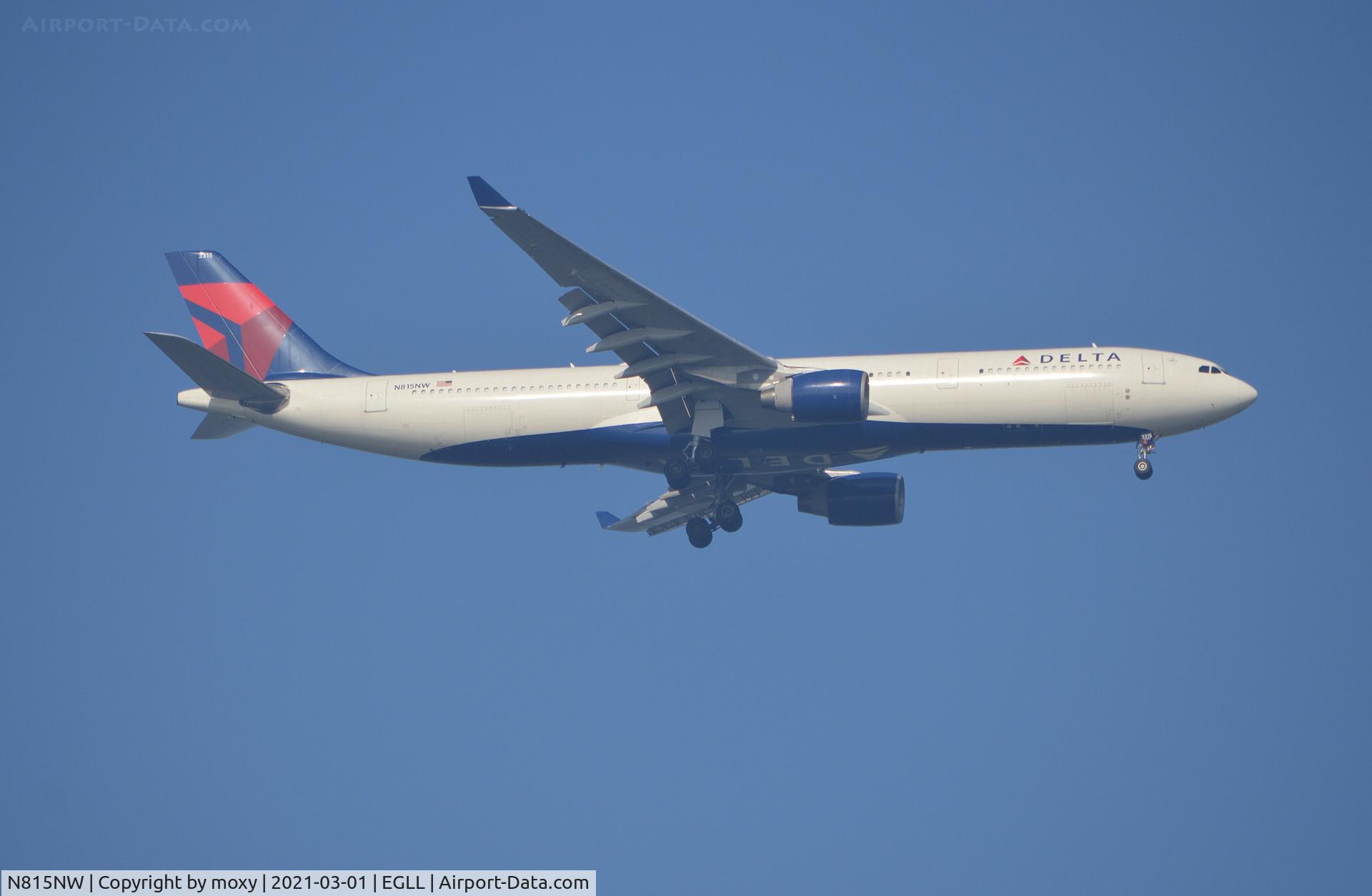 N815NW, 2007 Airbus A330-323X C/N 0817, Airbus A330-323 on finals to 9R London Heathrow.