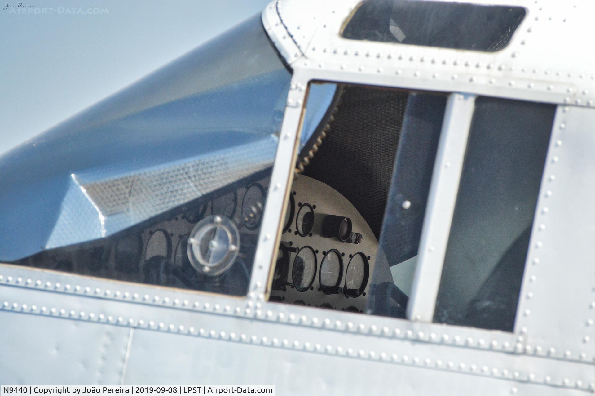N9440, Beech UC-45J Expeditor C/N 66464, This photograph was taken at an event at Base Aerea nº1 in Sintra.