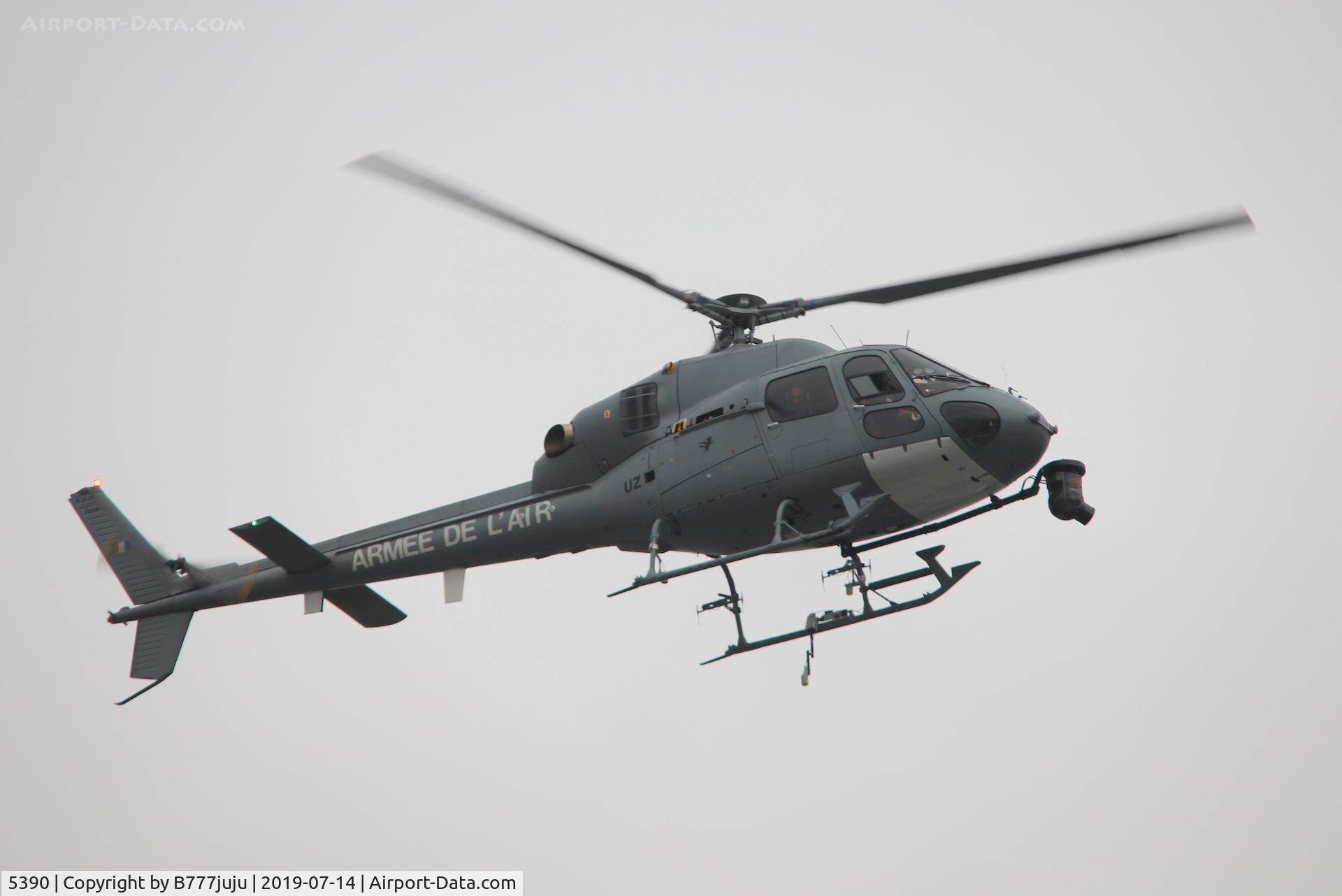 5390, Aérospatiale AS-555AN Fennec C/N 5390, during French Parade over Paris