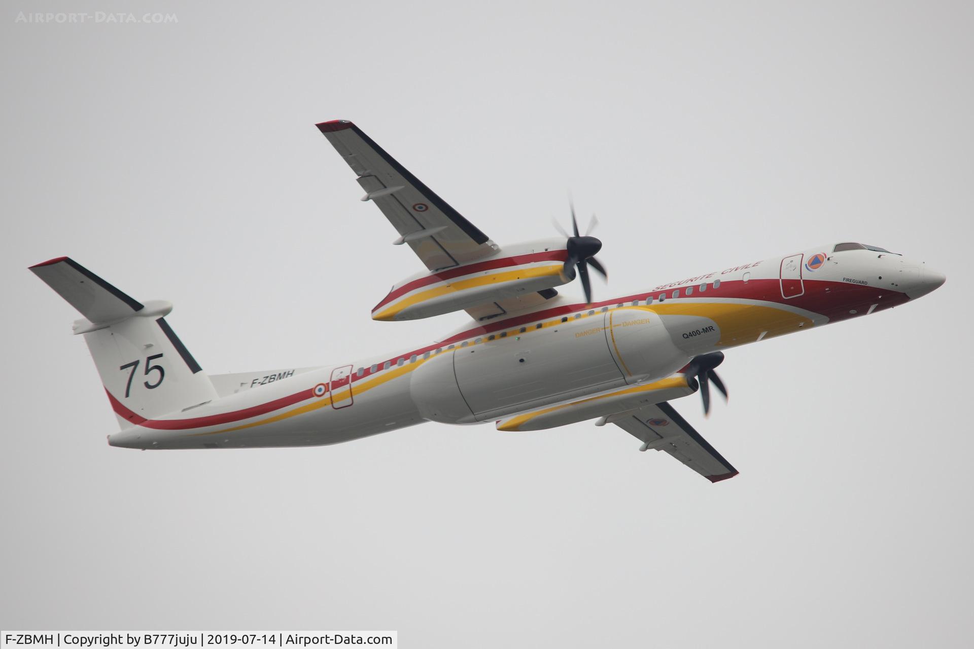 F-ZBMH, 2018 De Havilland DHC-8-402 Dash 8 C/N 4577, during French Parade over Paris
