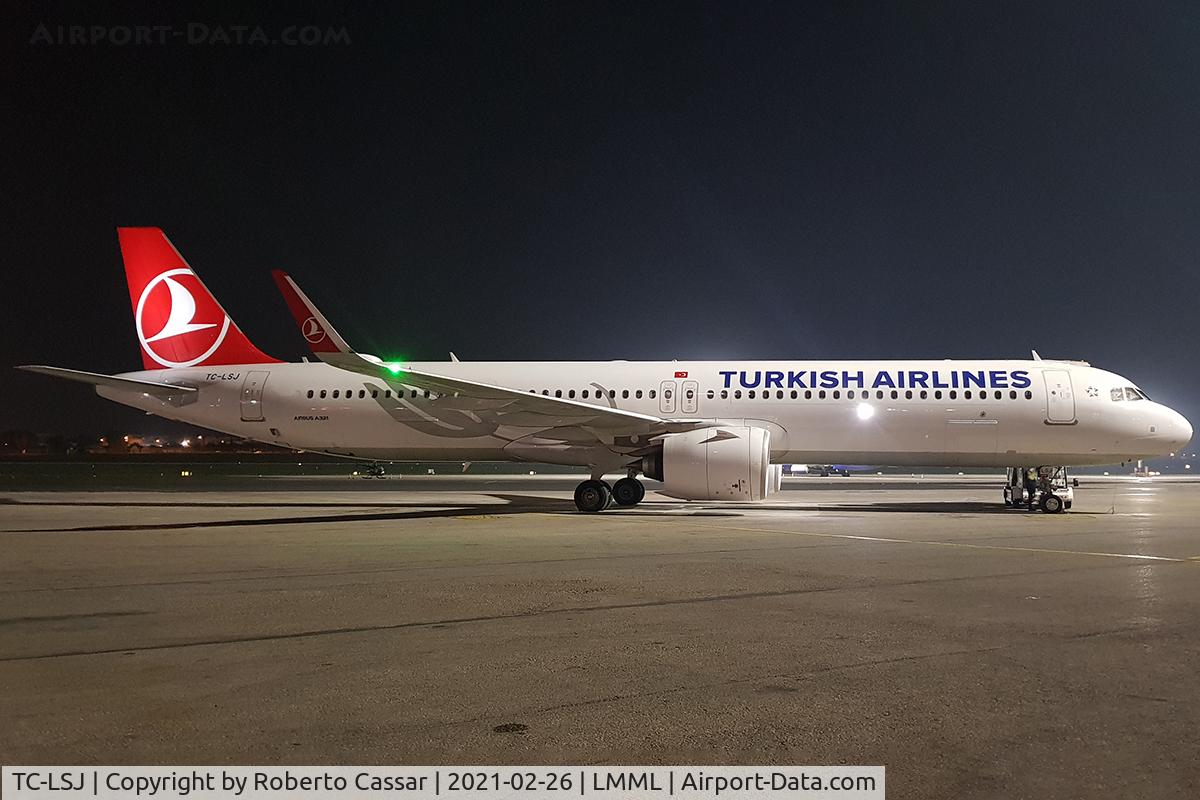 TC-LSJ, 2019 Airbus A321-271NX C/N 8957, Park 9