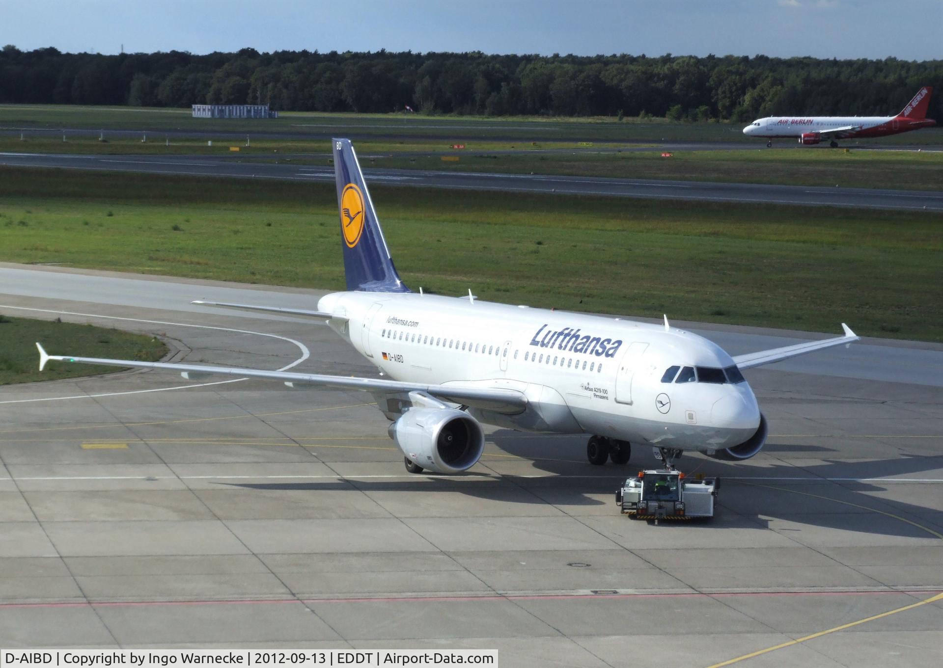 D-AIBD, 2010 Airbus A319-112 C/N 4455, Airbus A319-112 of Lufthansa at Berlin-Tegel airport