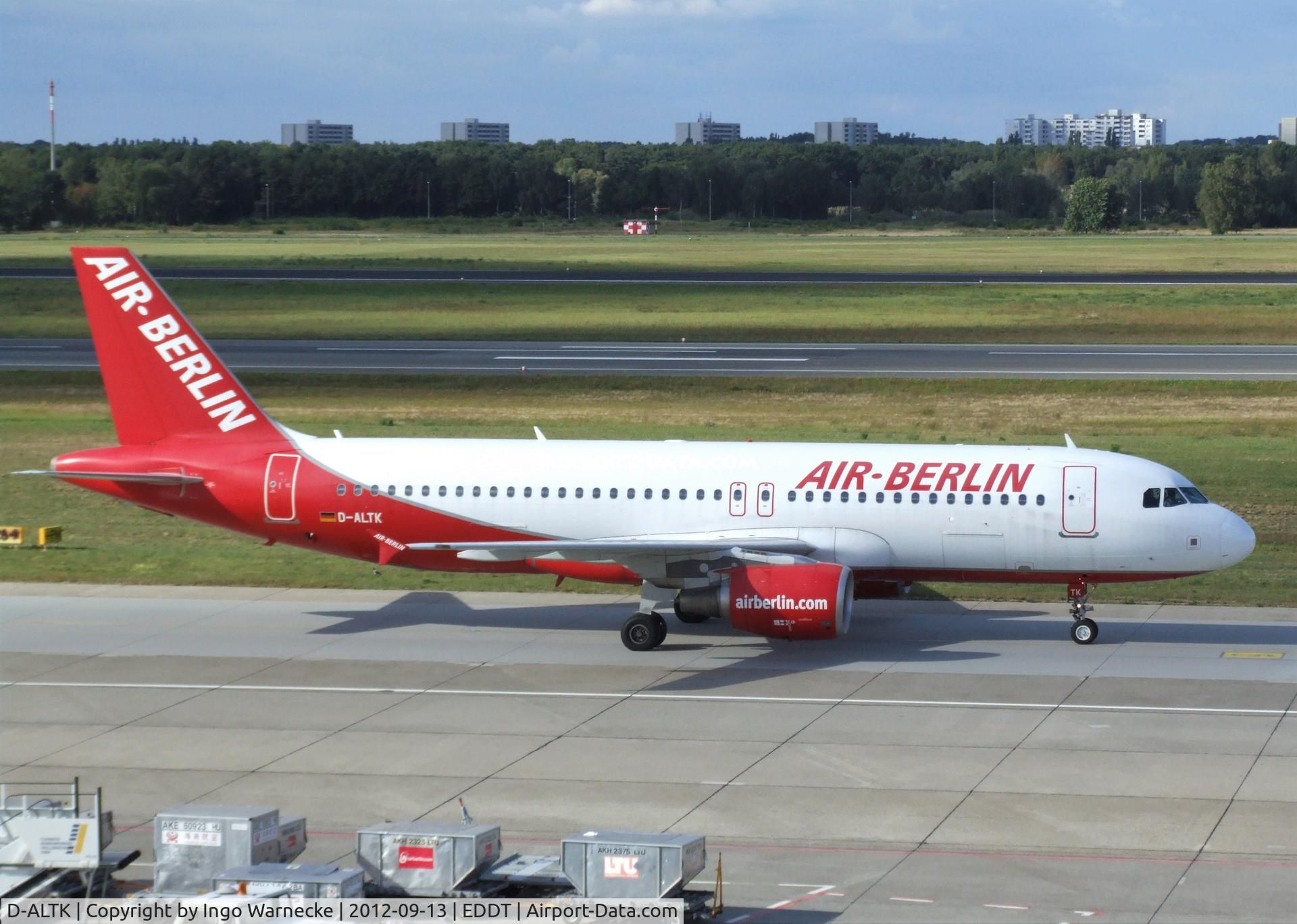 D-ALTK, 2003 Airbus A320-214 C/N 1931, Airbus A320-214 of airberlin at Berlin-Tegel airport