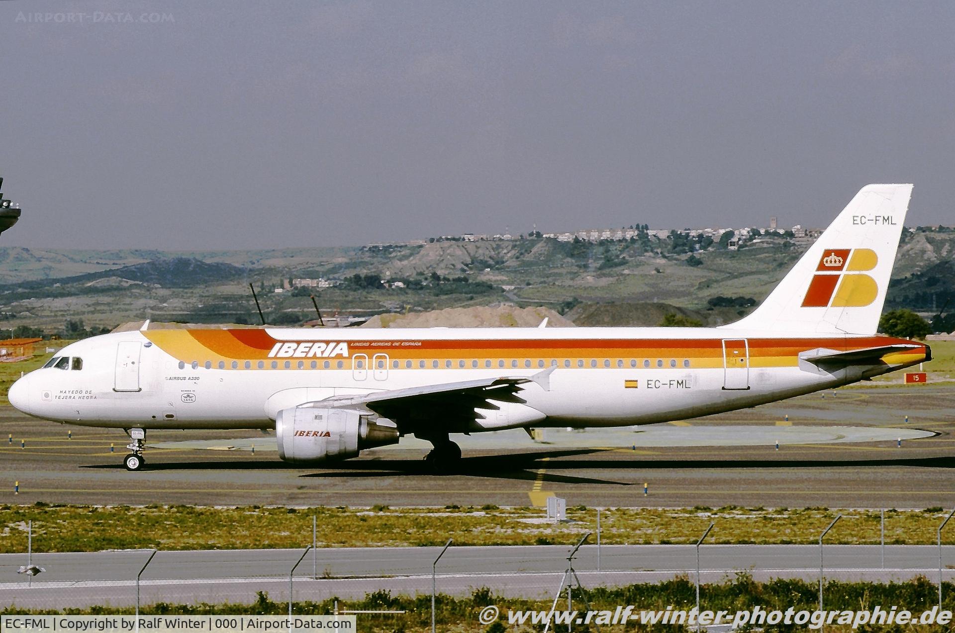 EC-FML, 1992 Airbus A320-211 C/N 303, Airbus A320-211 - IB IBE Iberia - 303 - EC-FML - 1998