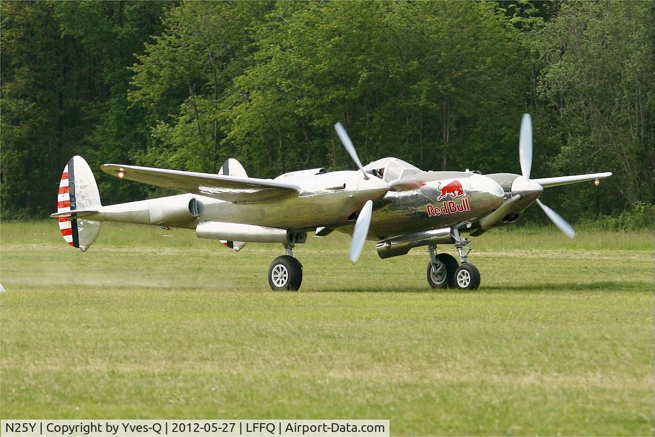 N25Y, 1944 Lockheed P-38L-5LO Lightning C/N AF44-53254, Lockheed P-38L Lightning, Taxiing, La Ferté-Alais Airfield (LFFQ) Air Show 2012