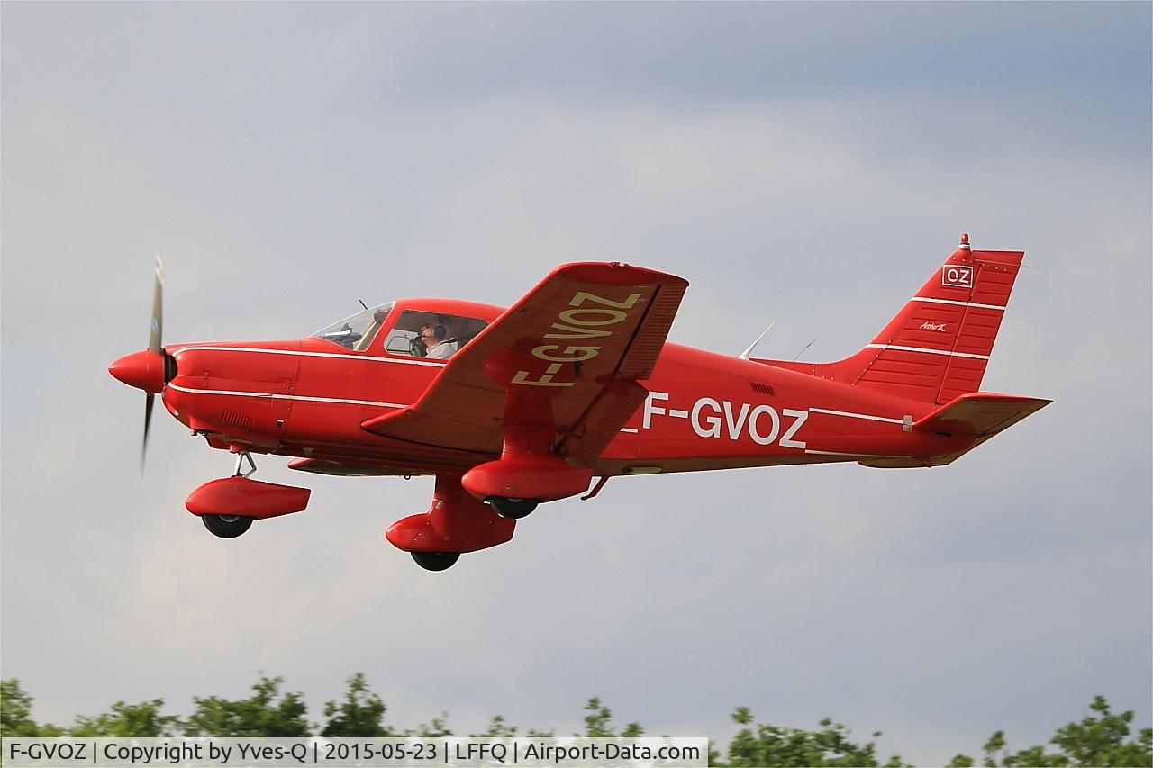 F-GVOZ, Piper PA-28-181 Archer C/N 2890061, Piper PA-28-181 Archer, Take off, La Ferté-Alais (LFFQ) during Air show 2015