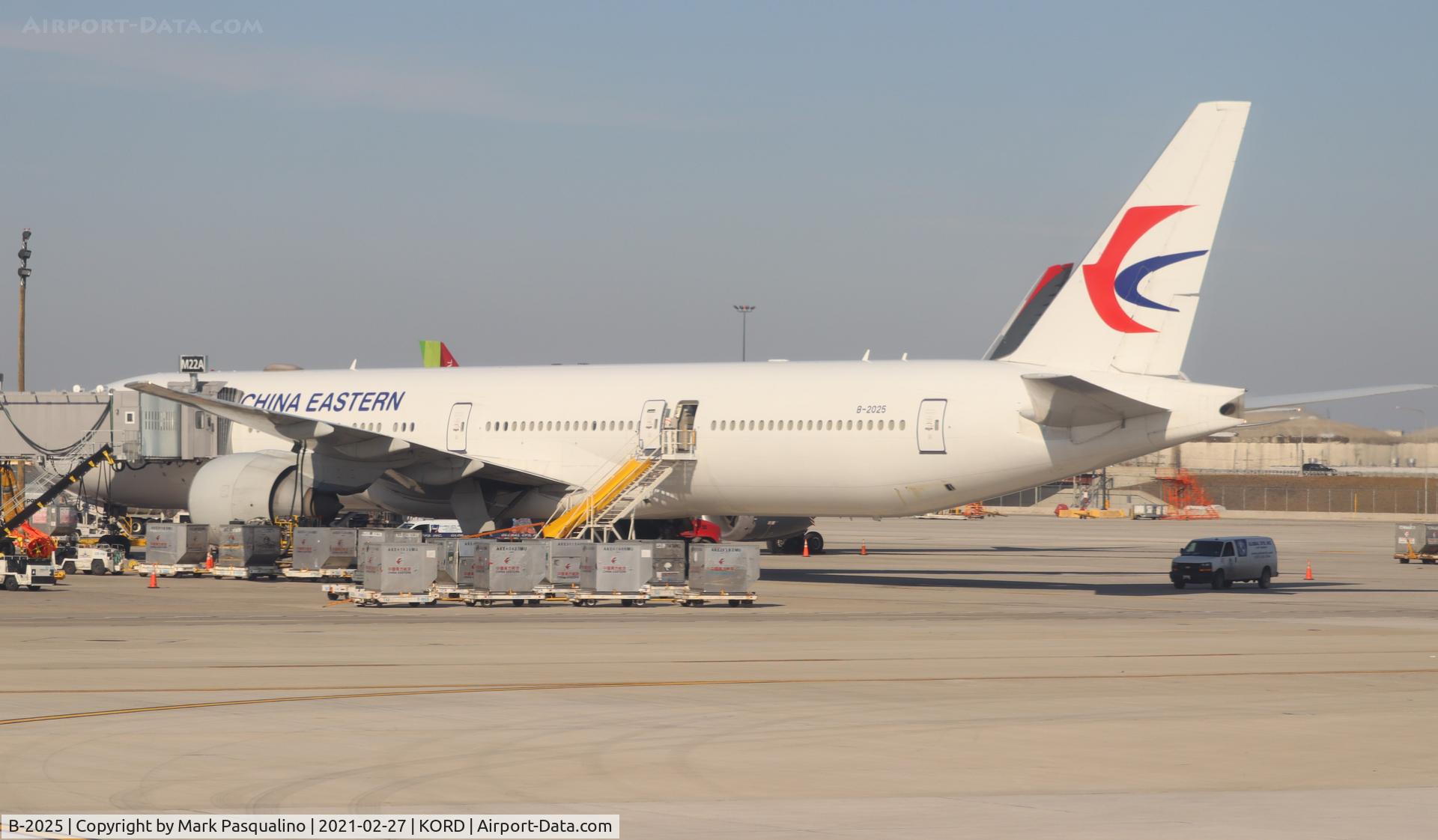 B-2025, 2015 Boeing 777-39P/ER C/N 43276, Boeing 777-39P/ER
